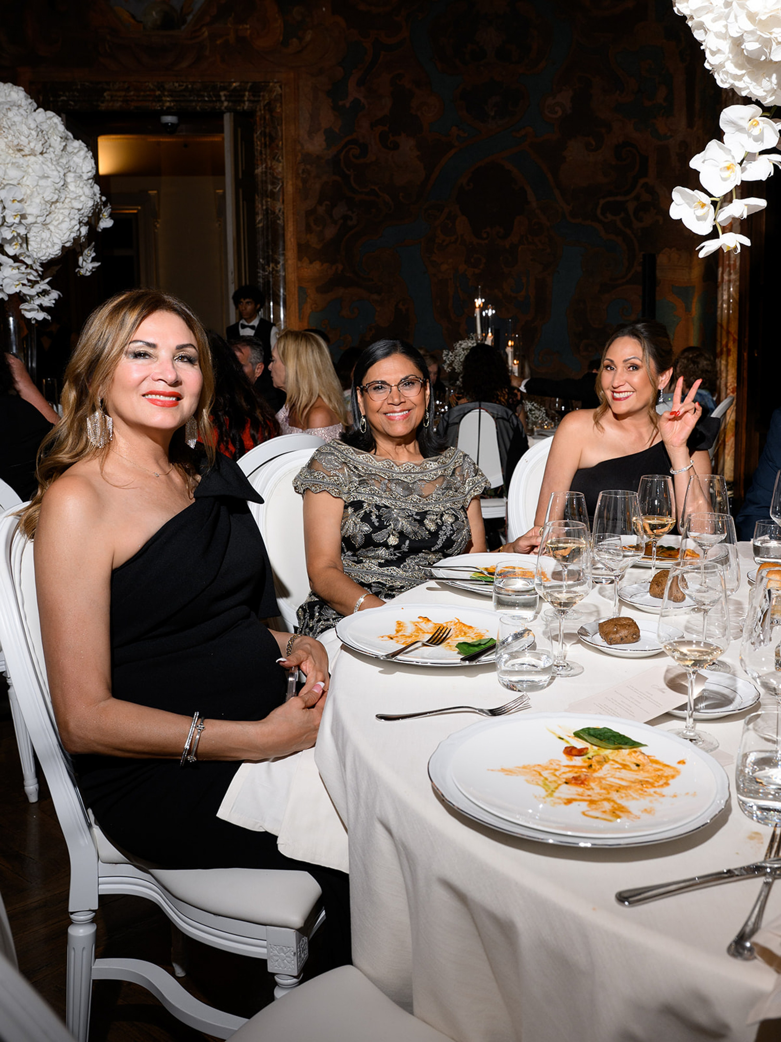 SYDNEY & REED. Bakasphoto wedding and lifestyle photography Latvia and Worldwide