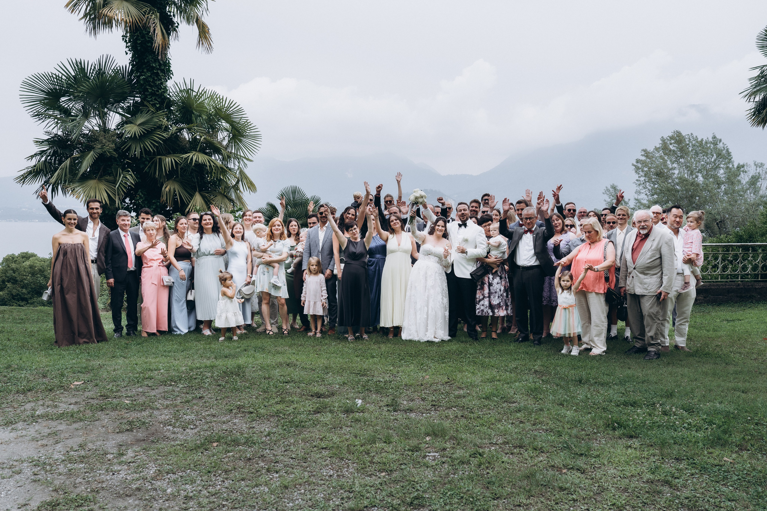 LAURA AND DOMENIK_LAKE MAGGIORE. PHOTOGRAPHER IN ITALY