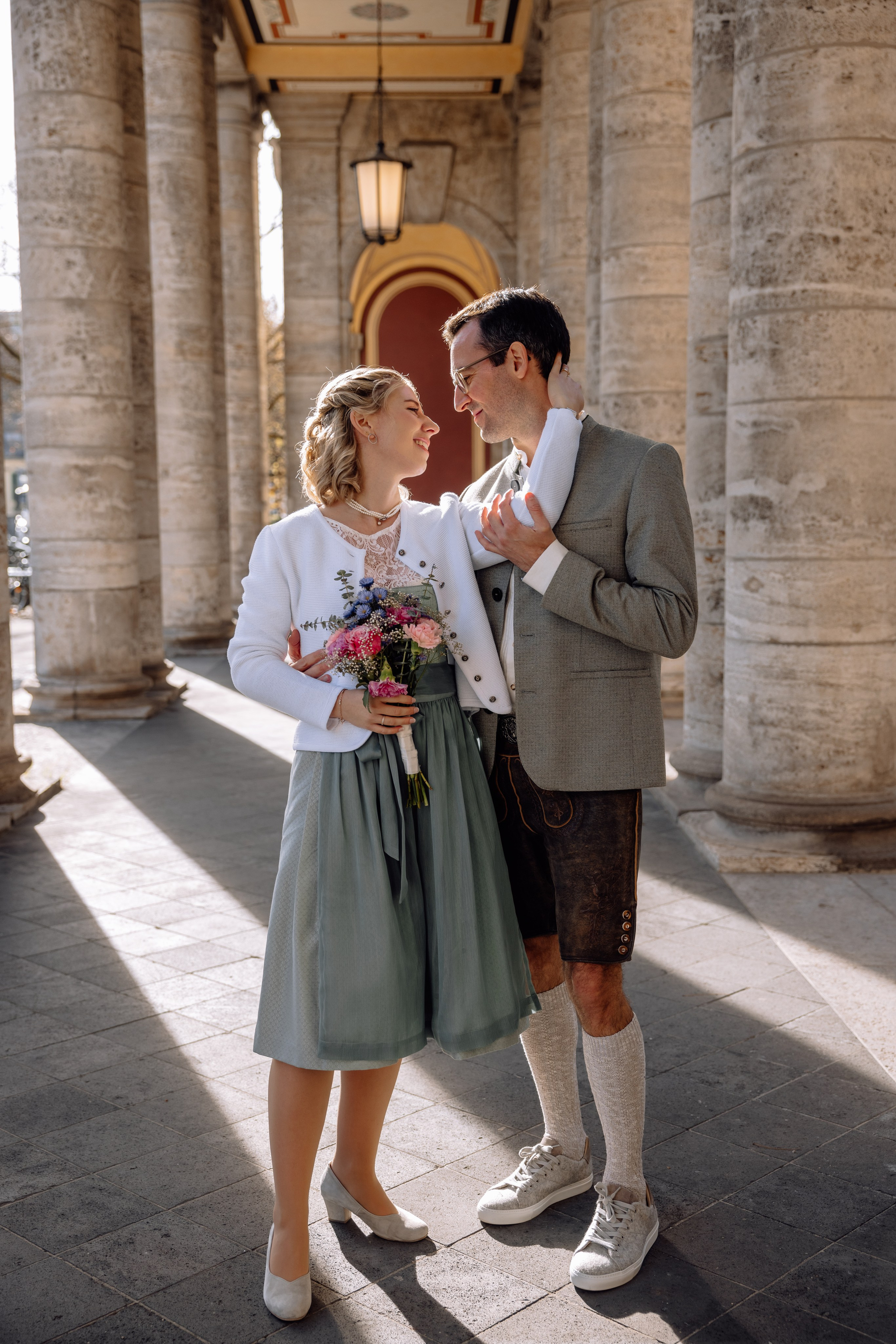 Herbsthochzeit im Standesamt Schwabing. Hochzeitsfotograf München Taufe Familienfotograf Tanja Mauke