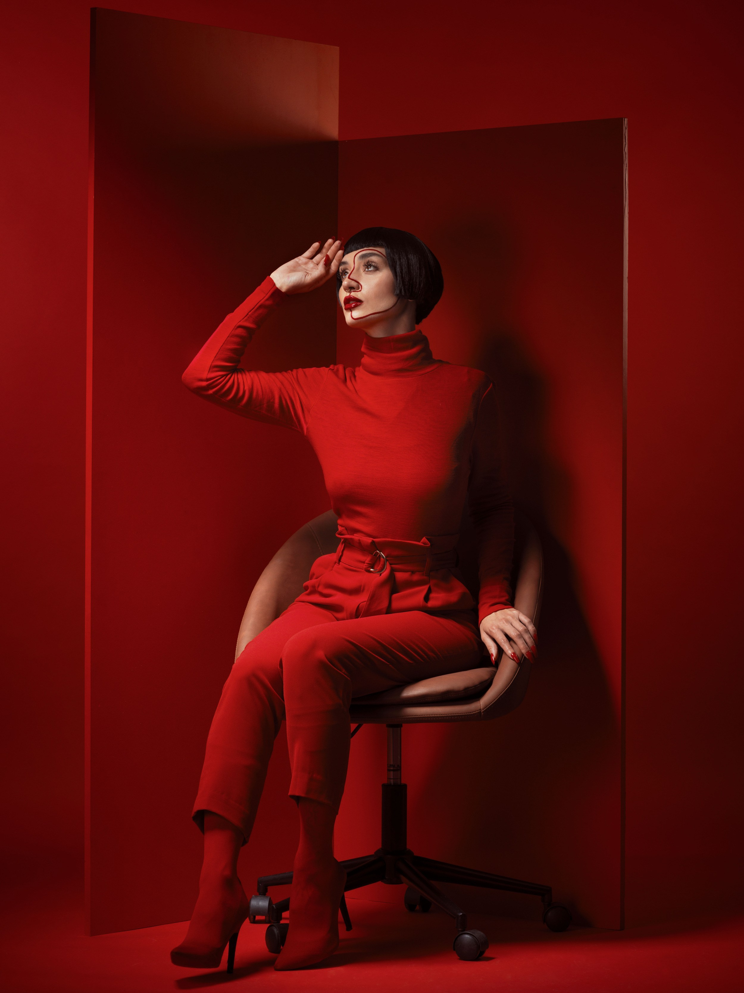 Professional fashion shoot in the studio NYC Alice Bell. Alice Bell — Wedding photographer in New York
