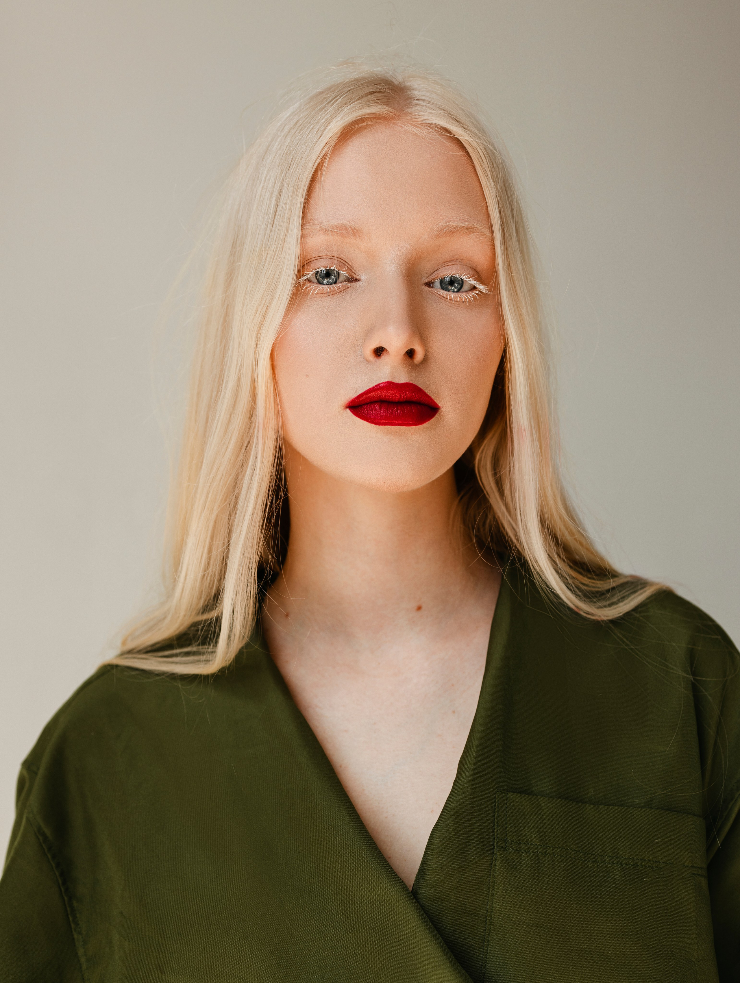 Studio portrait session: Emily. Alice Bell — Wedding photographer in New York