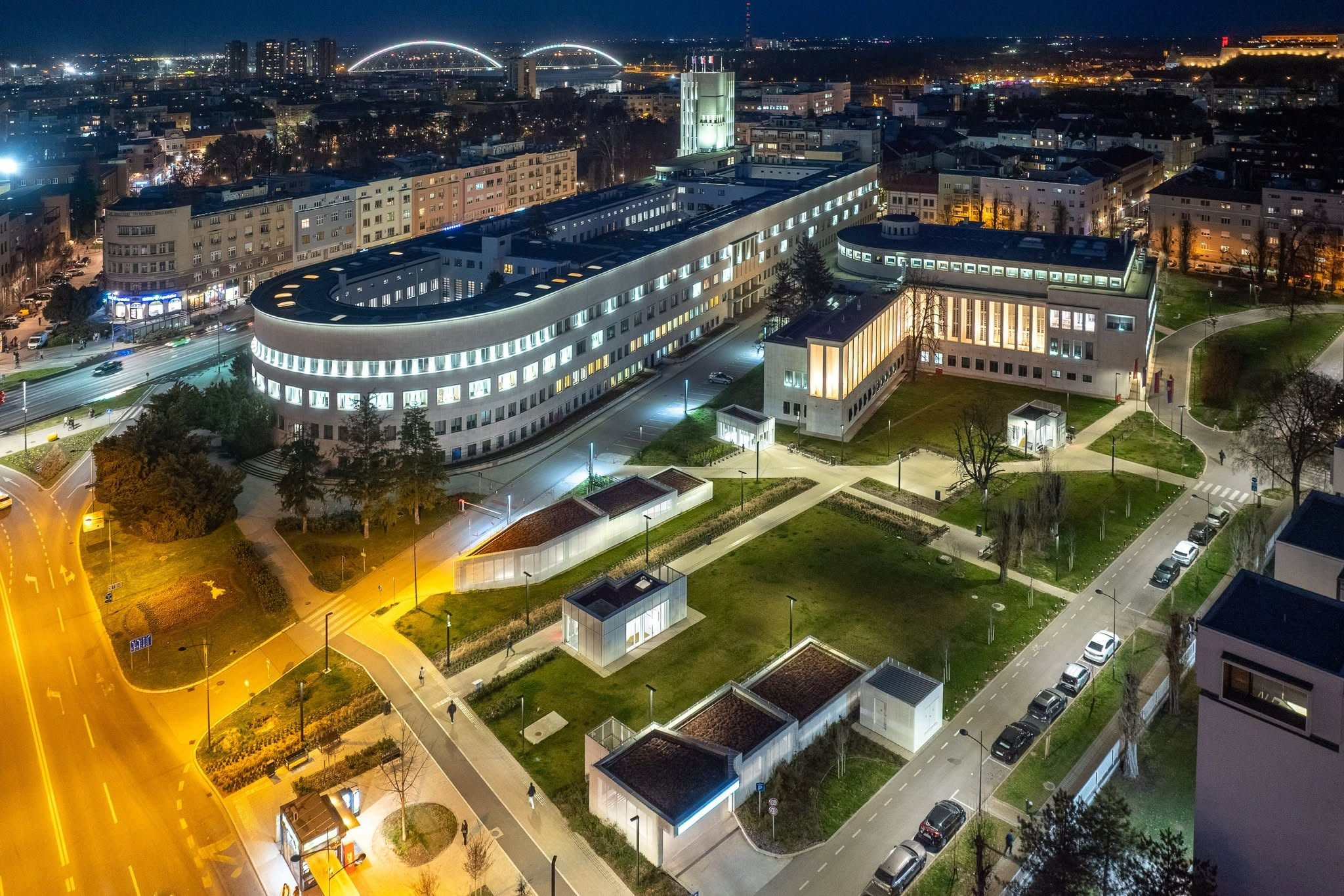 Novi Sad, tri prazna mesta pa svi ostali gradovi.❤️. Aleksandar Milutinović fotograf iz Srbije, Novog Sada