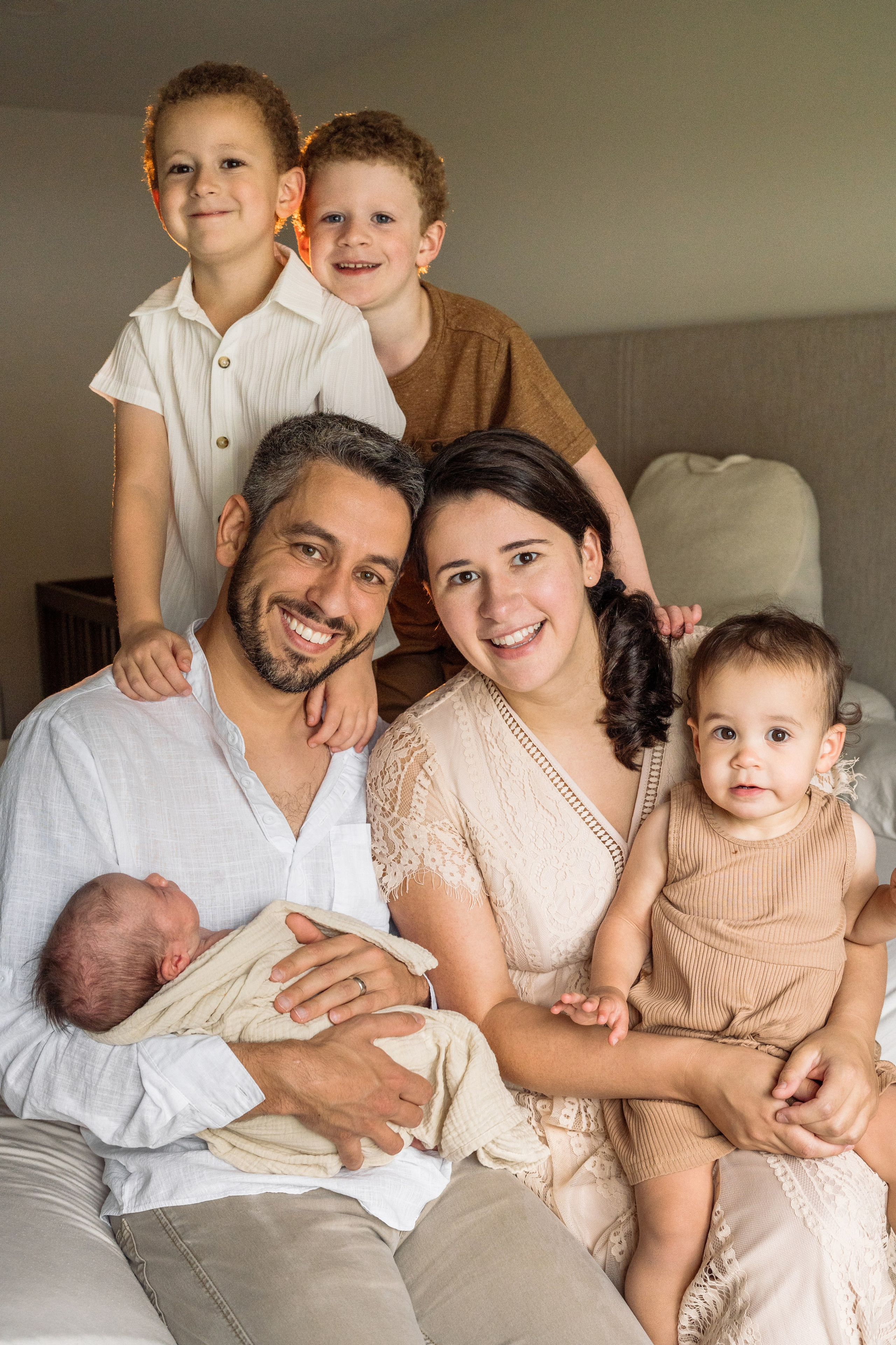 Sara, Henry, Landon, Oliver, Mila, Isla. Wedding and family photographer and videographer PA, NJ, NY, DE, MD