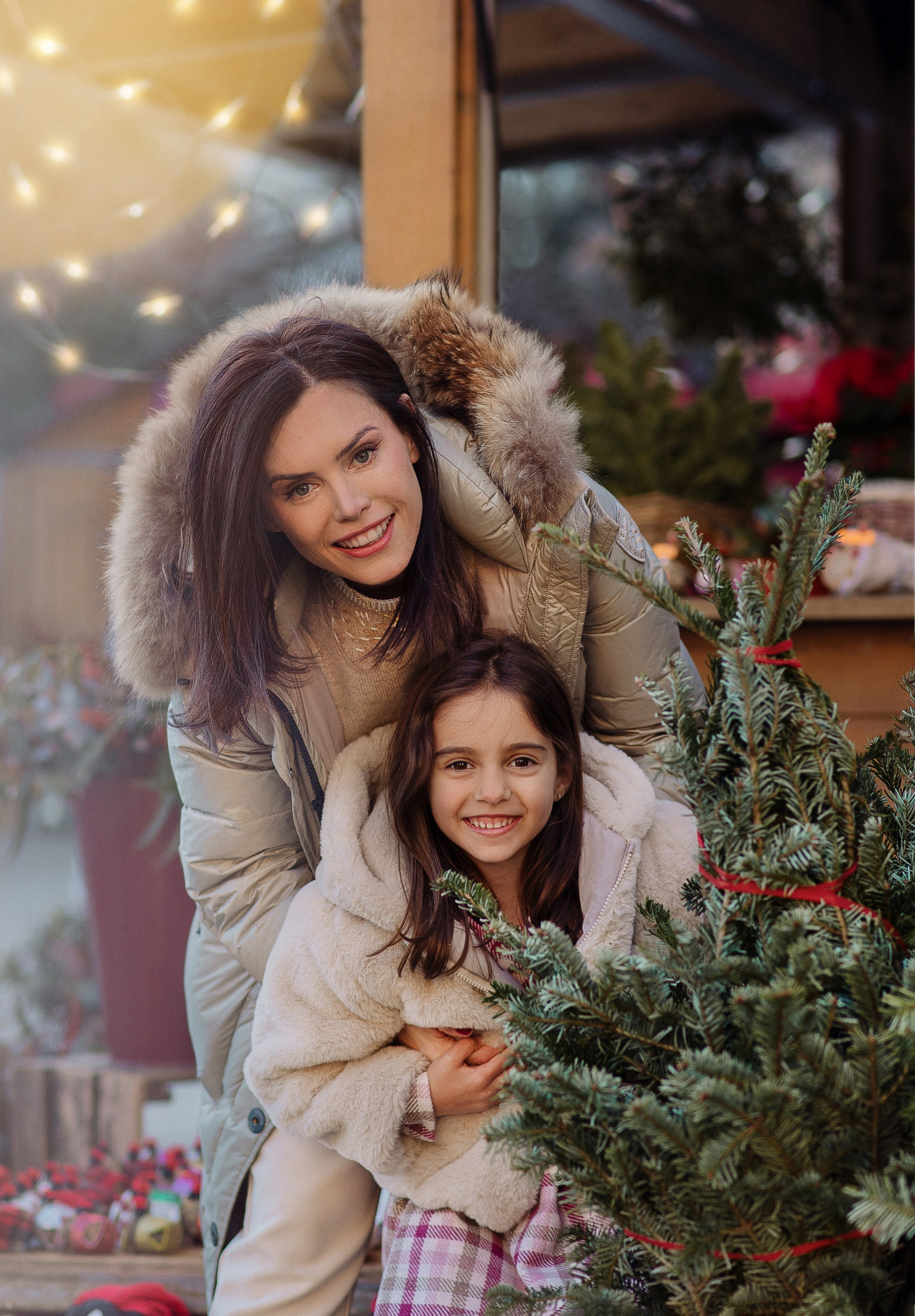 Mother and daughter. Www.iastakhova.com