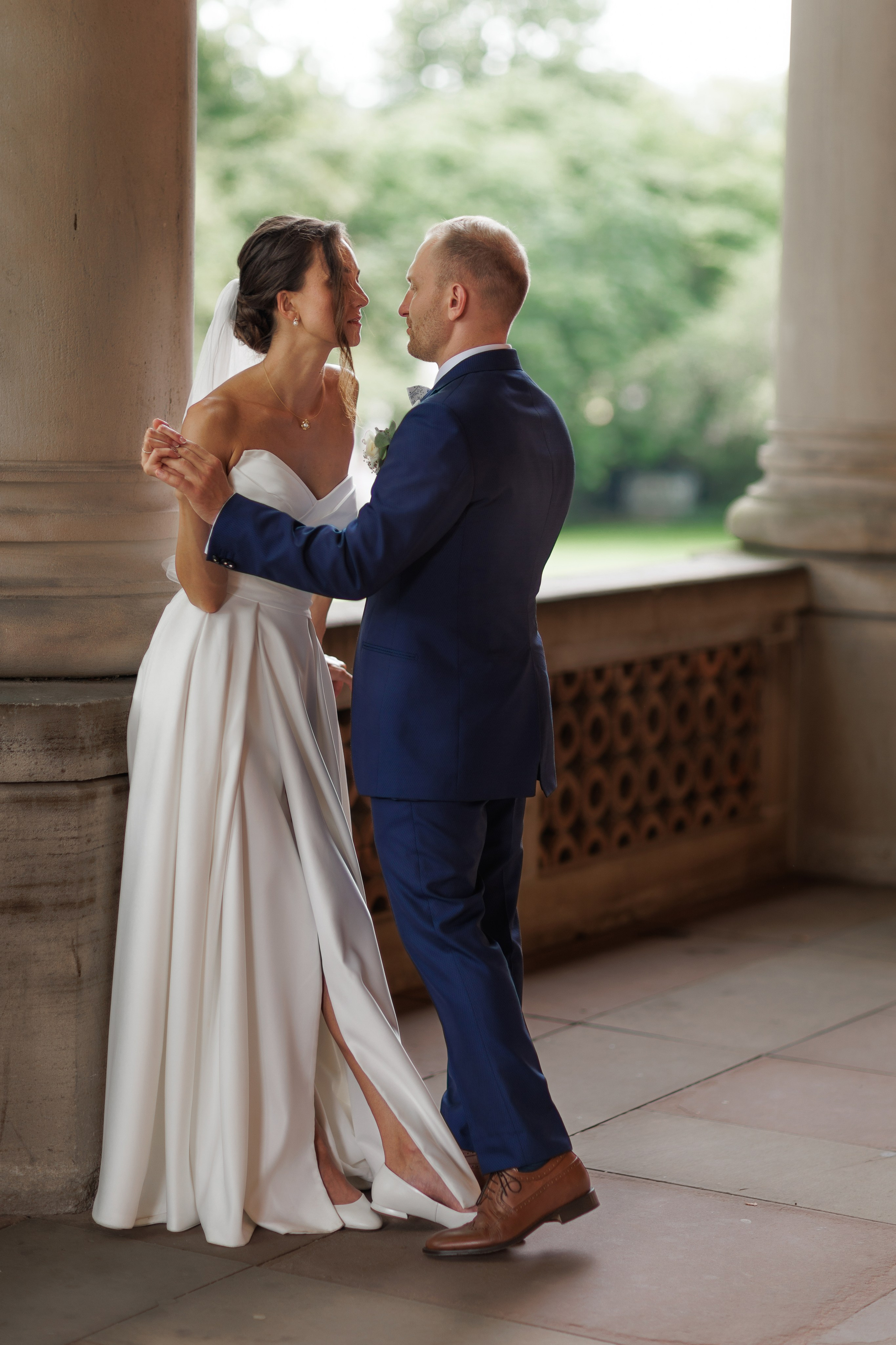 Alt- Brautpaar während der Trauung – professionelle Hochzeitsfotografie in Deutschland