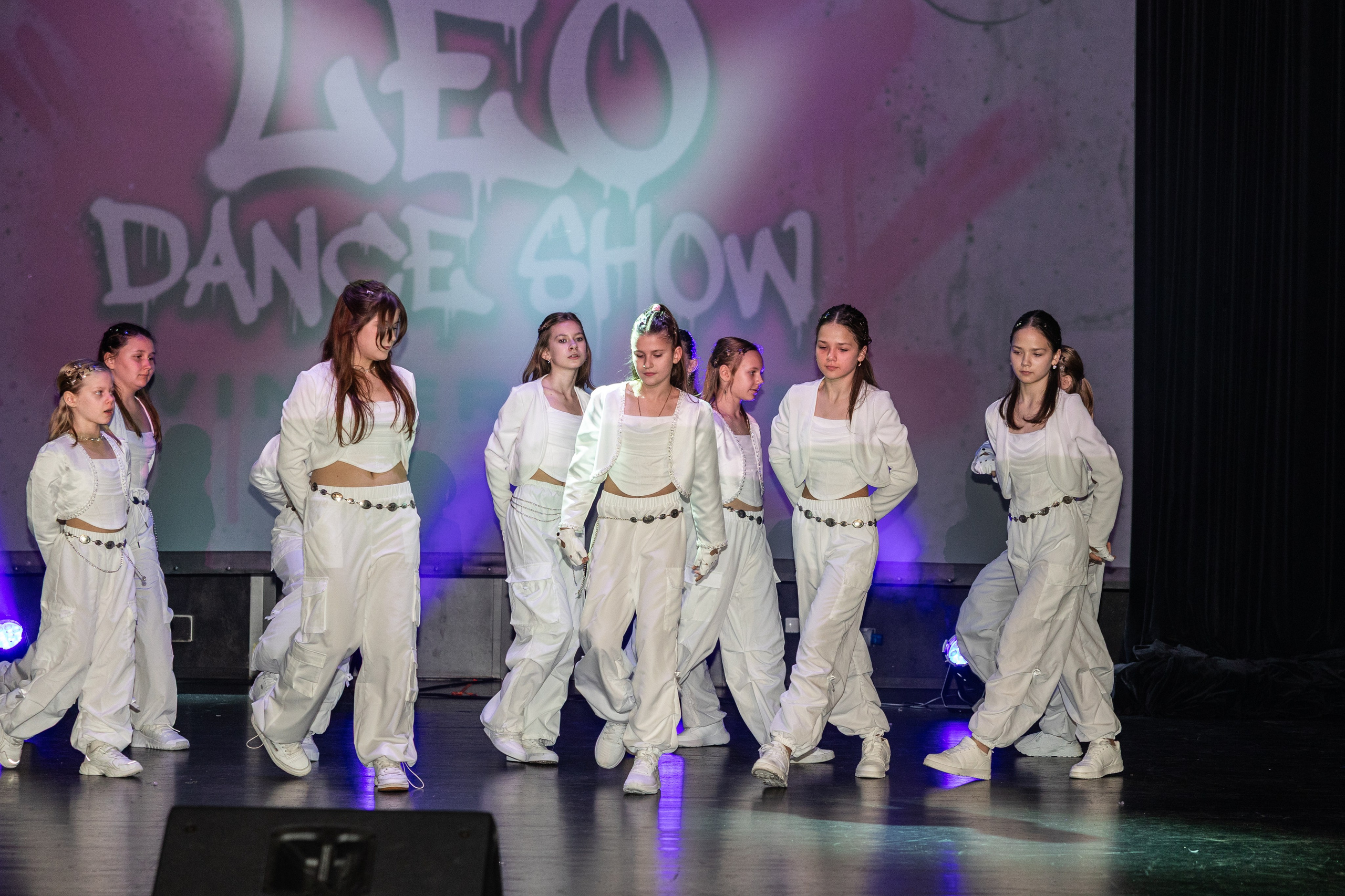 LEO DANCE SHOW WINTER 2025. Семейный и детский фотограф в Варшаве Мила Бобровская