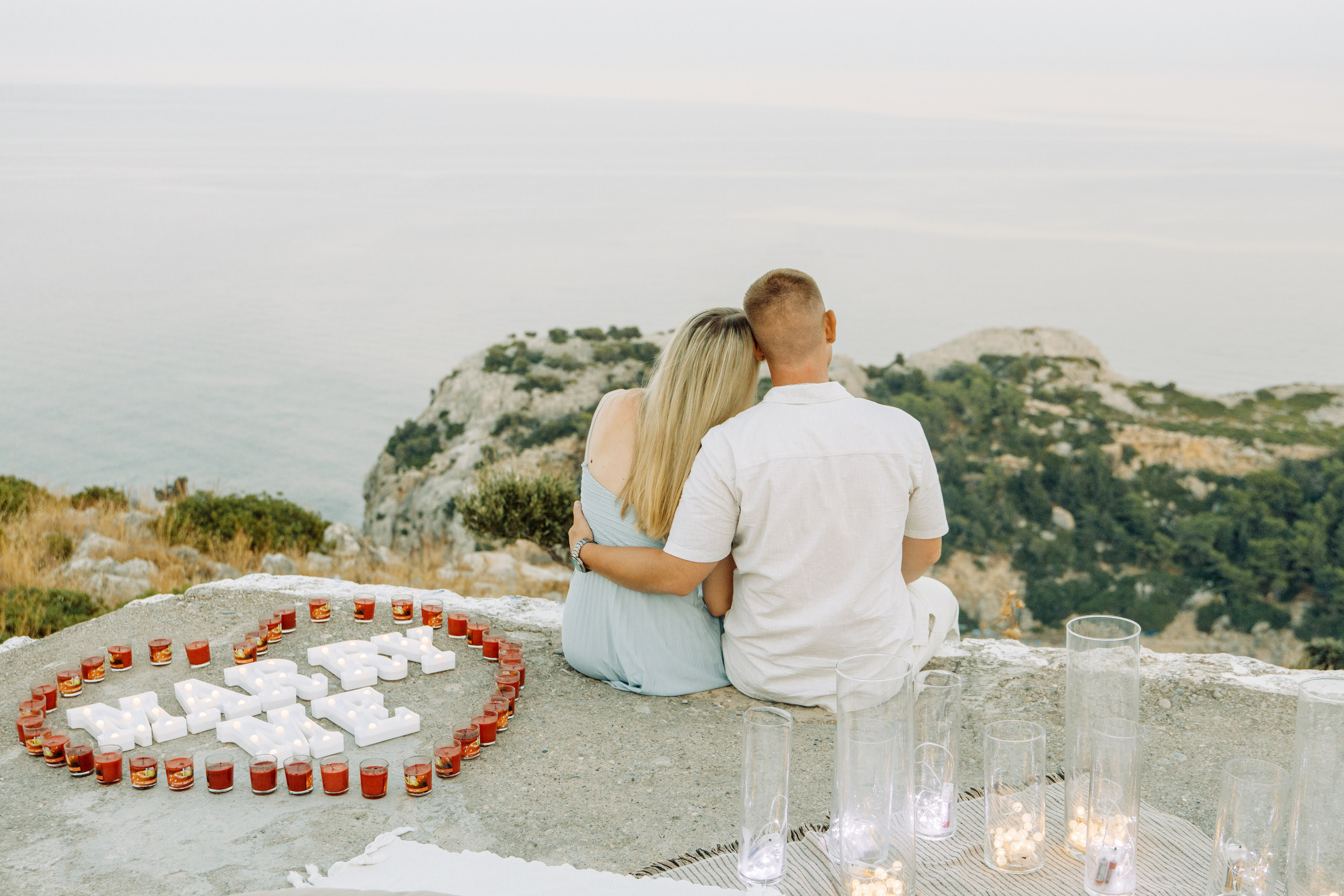 Alina and Joshua. Renate Woeste | Wedding planner in Rhodes. Creating dream weddings by the sea. Let’s make your special day unforgettable