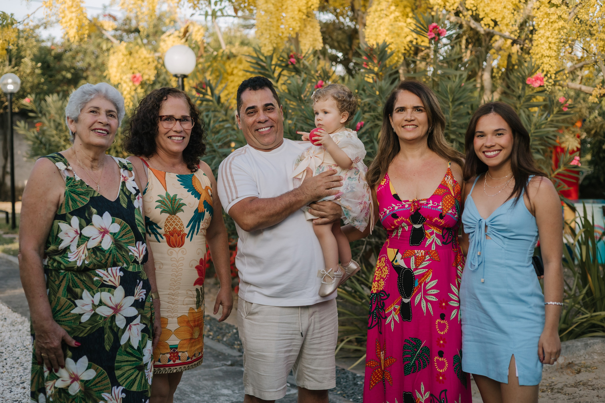 Aurora — 1 ano. Fotógrafo Richard Silvestre — Casamentos na Bahia