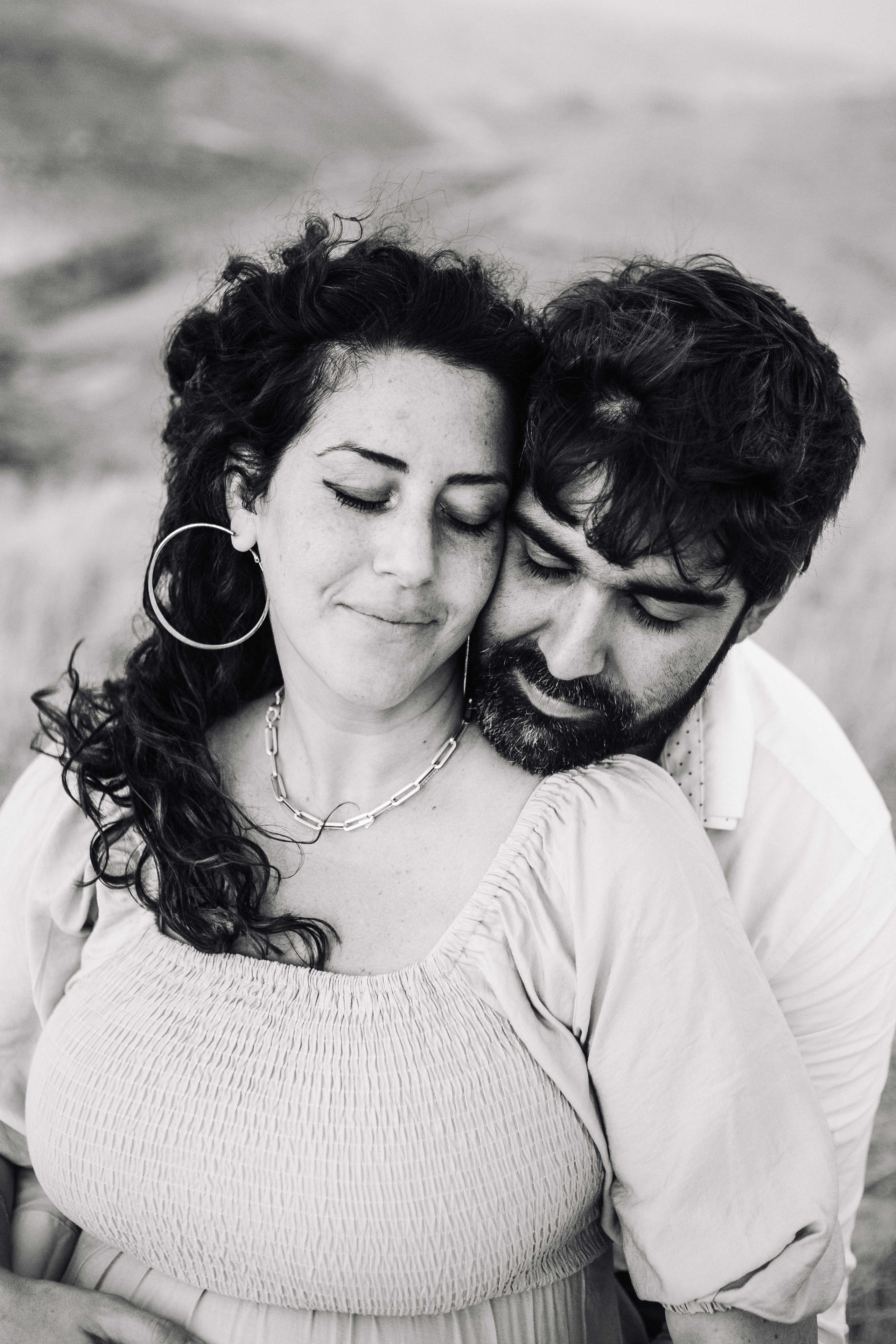 PREGNANT PHOTOSESSION IN THE DESERT. PHOTOGRAPHER IN ISRAEL