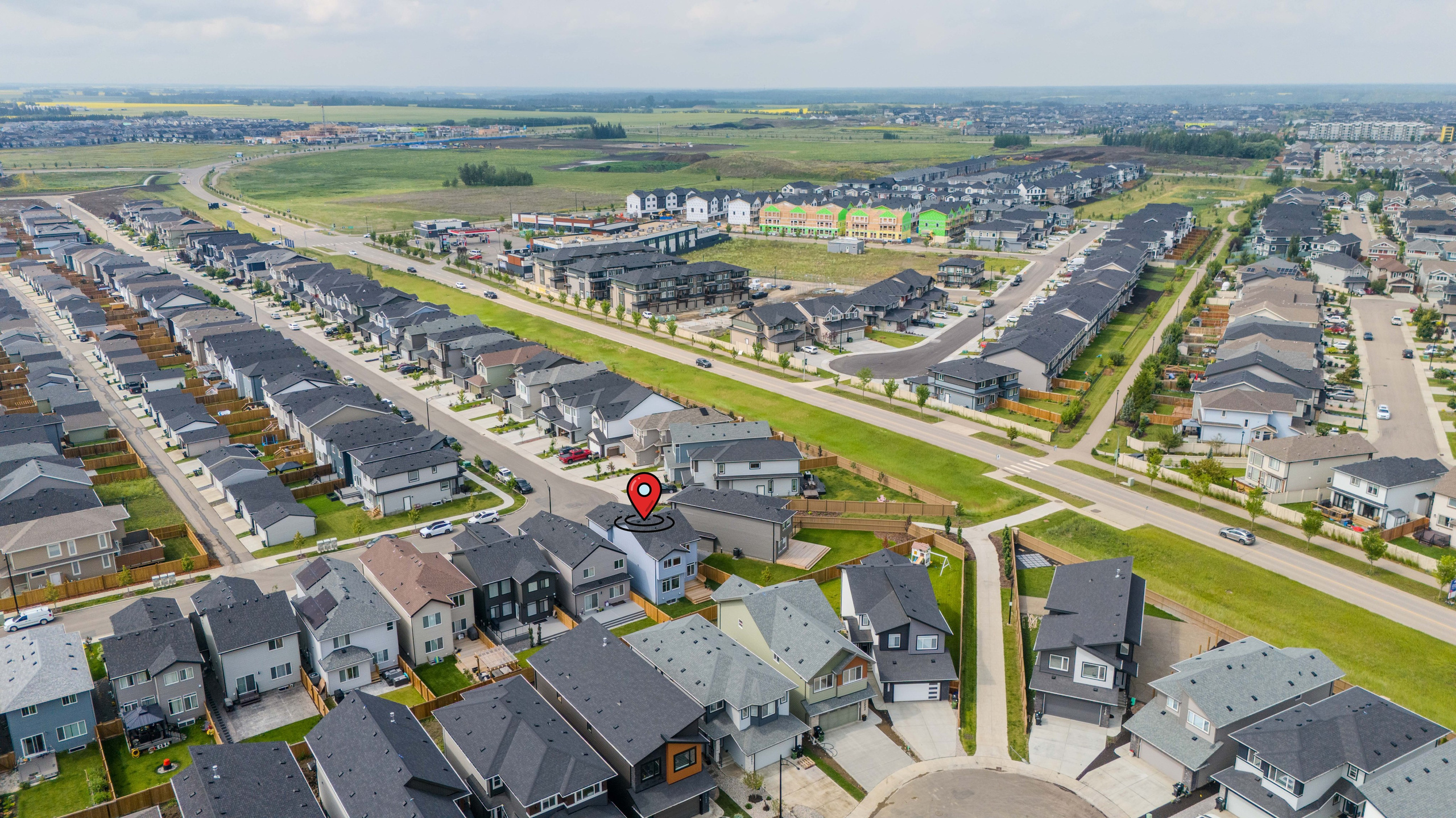 REAL ESTATE & COMMERCIAL PHOTOGRAPHY — EDMONTON. Prived Creation