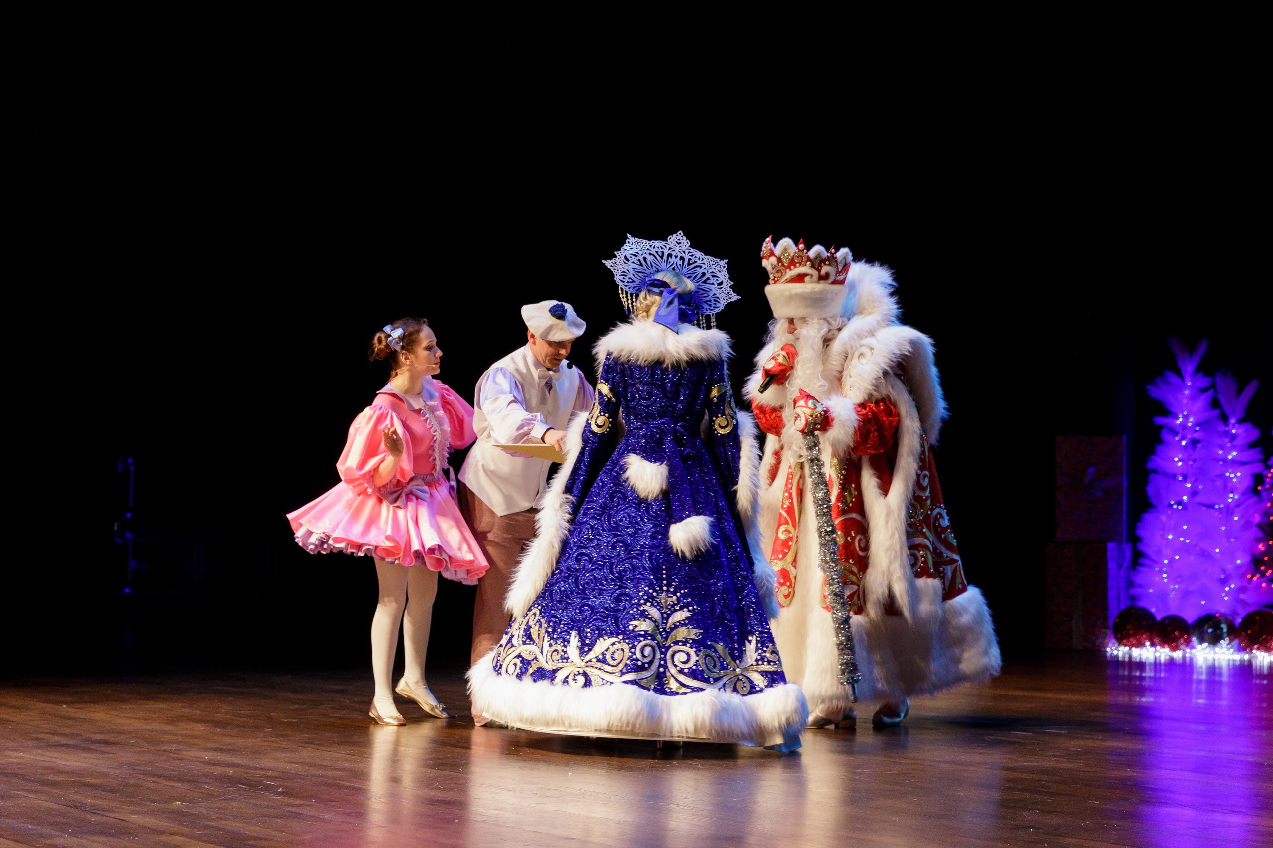 Новогодняя сказка для журнала Русские Эмираты, Дубай 2024. Фотограф Анна Кучерявая | Свадьбы и мероприятия в Дубае