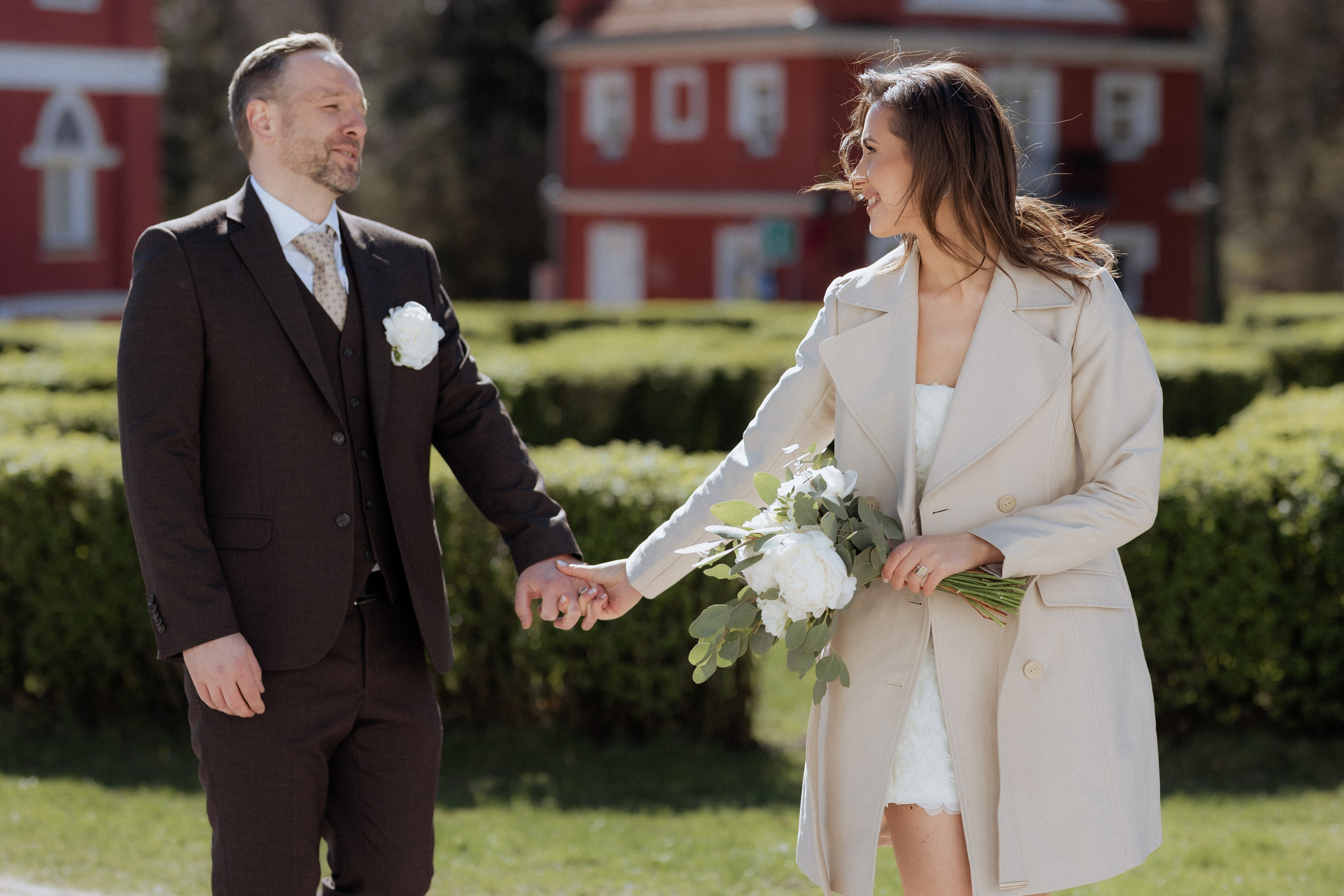 Monika ir Vytautas — miestu alsuojanti trumpa jaunųjų fotosesija Kaune