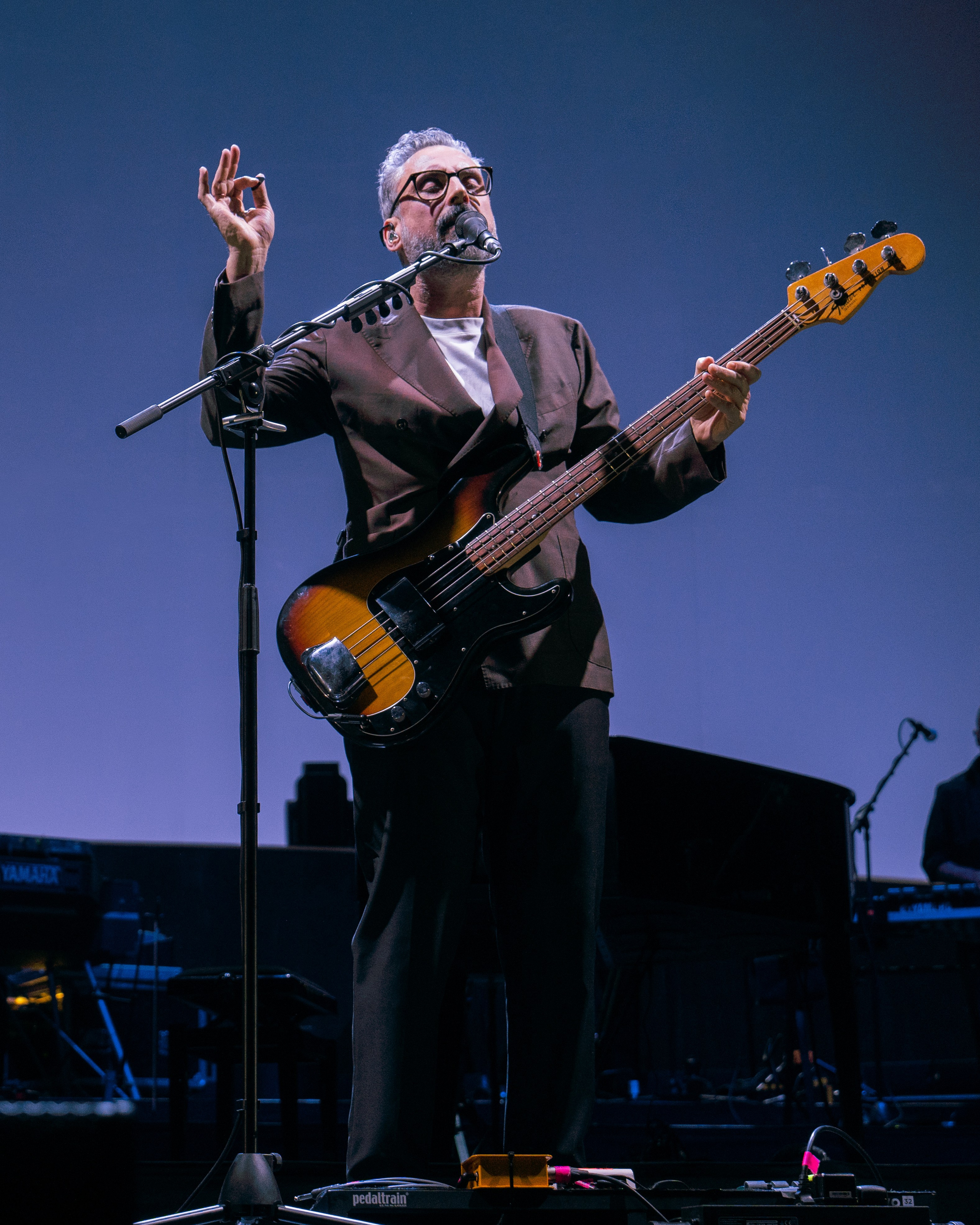 BRUNORI SAS // UNIPOL ARENA BOLOGNA. Francesco Mion // Sport & Live Music Photographer