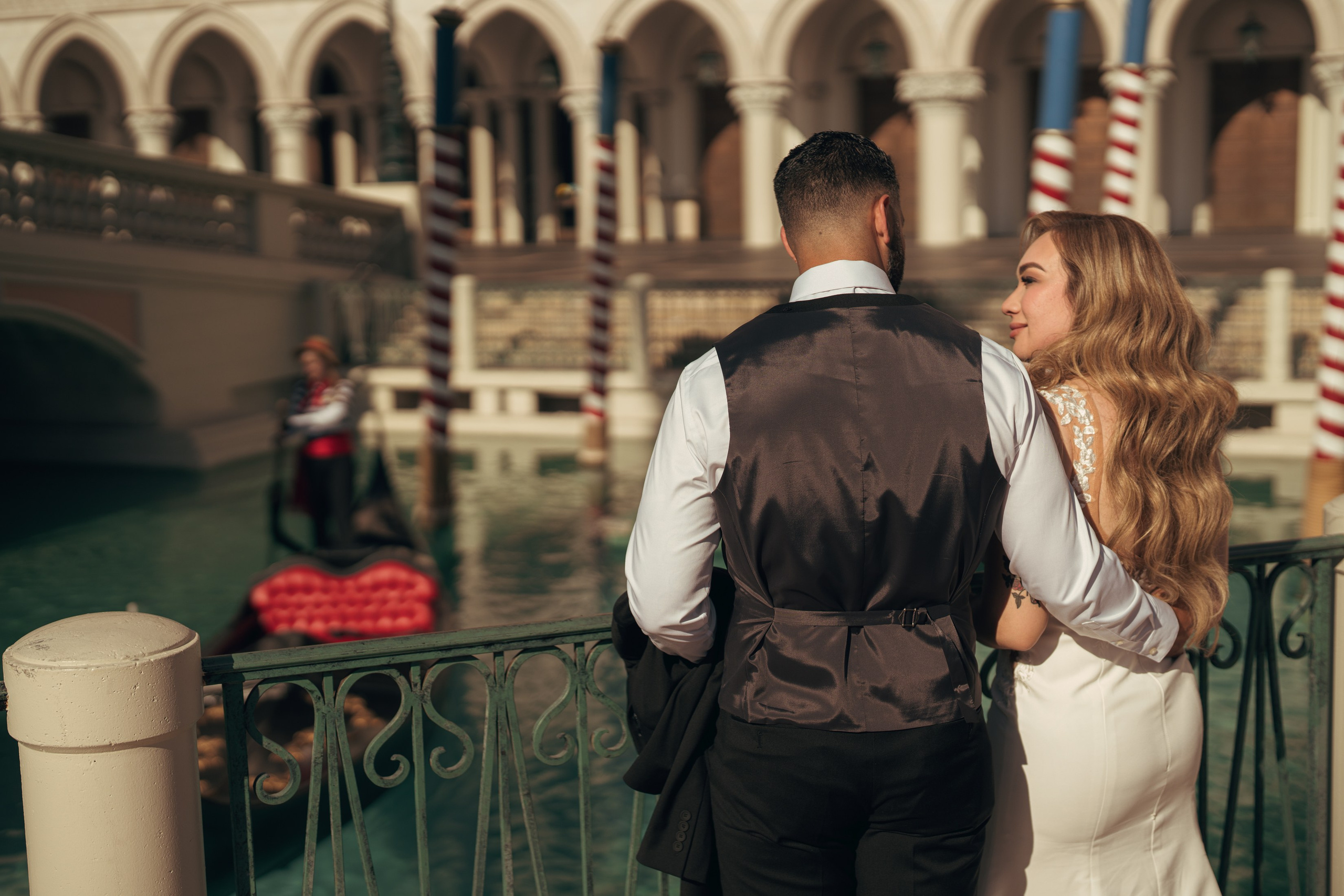 Valentin&Amber. Wedding & elopement photographer Viktoriya Kravtsov. Las Vegas