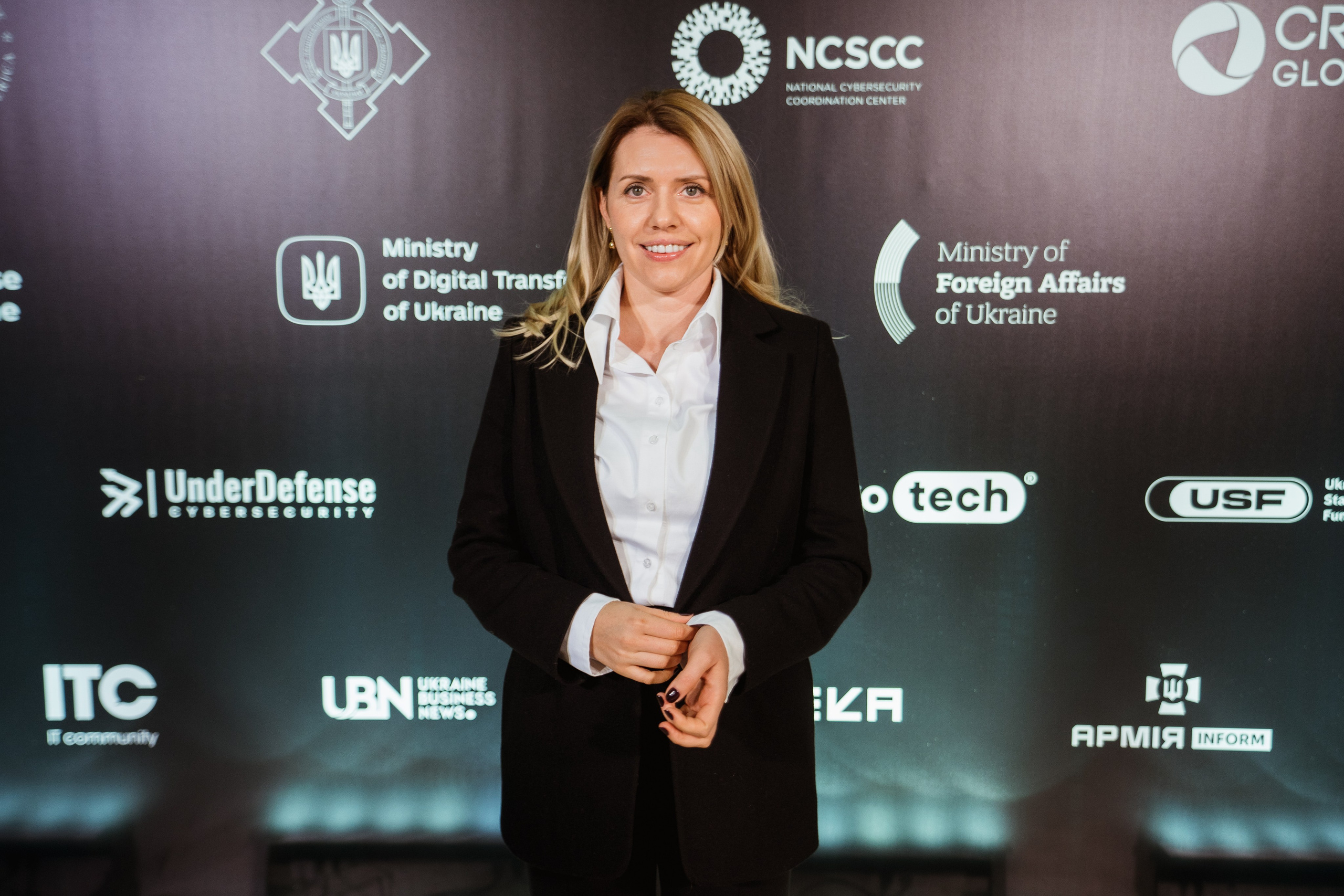 Cyber Resilience Forum. Kostiantyn Holinchenko. Reportage and portrait photographer
