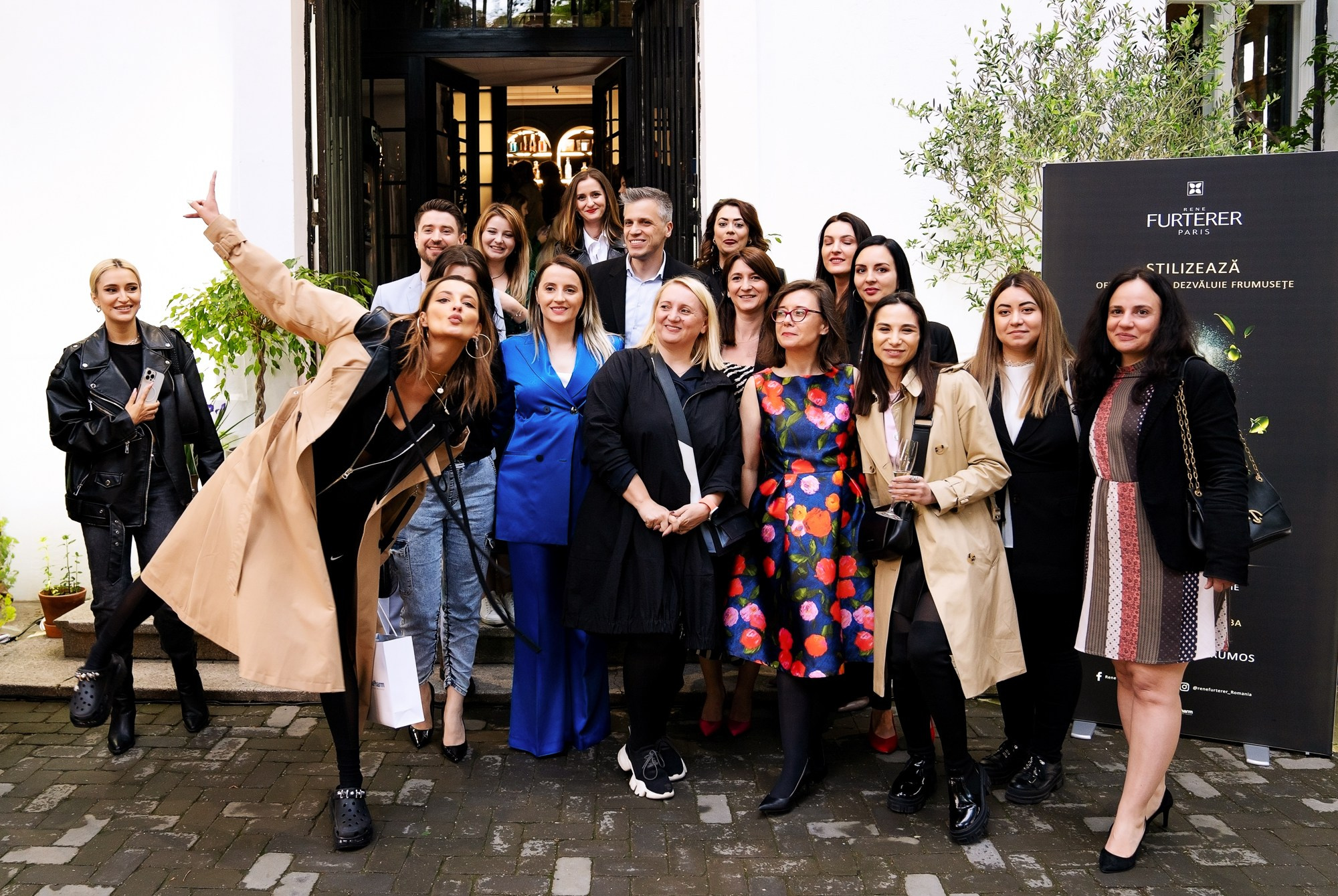 Fotografie Corporate Specializat in Lansări Produs si Serviciu. Fotograf Corporate Business