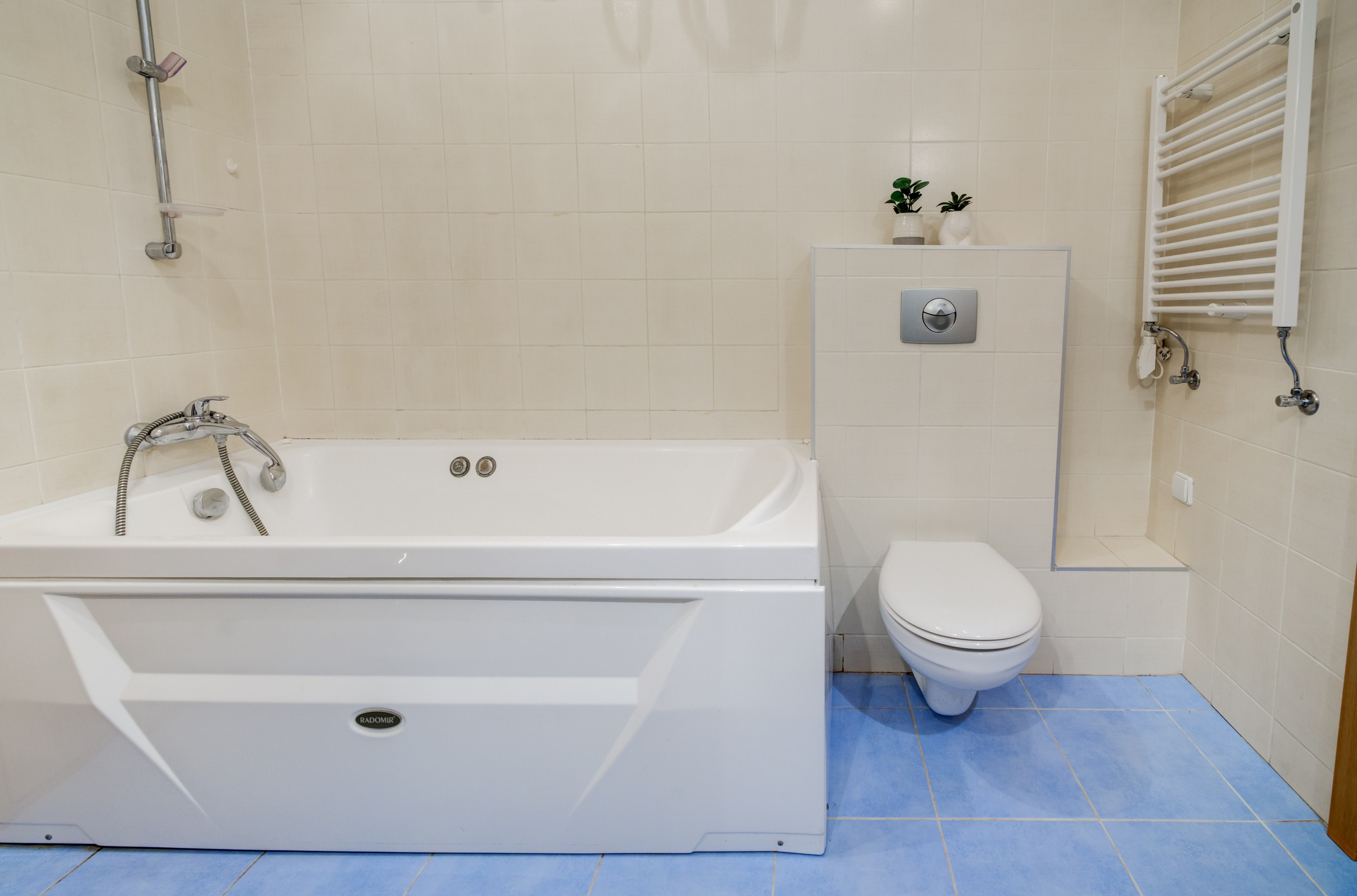 Šv. Stepeno g. 29, 2-jų kambarių buto fotosesija. Elina Sapiega fotografė Vilniuje