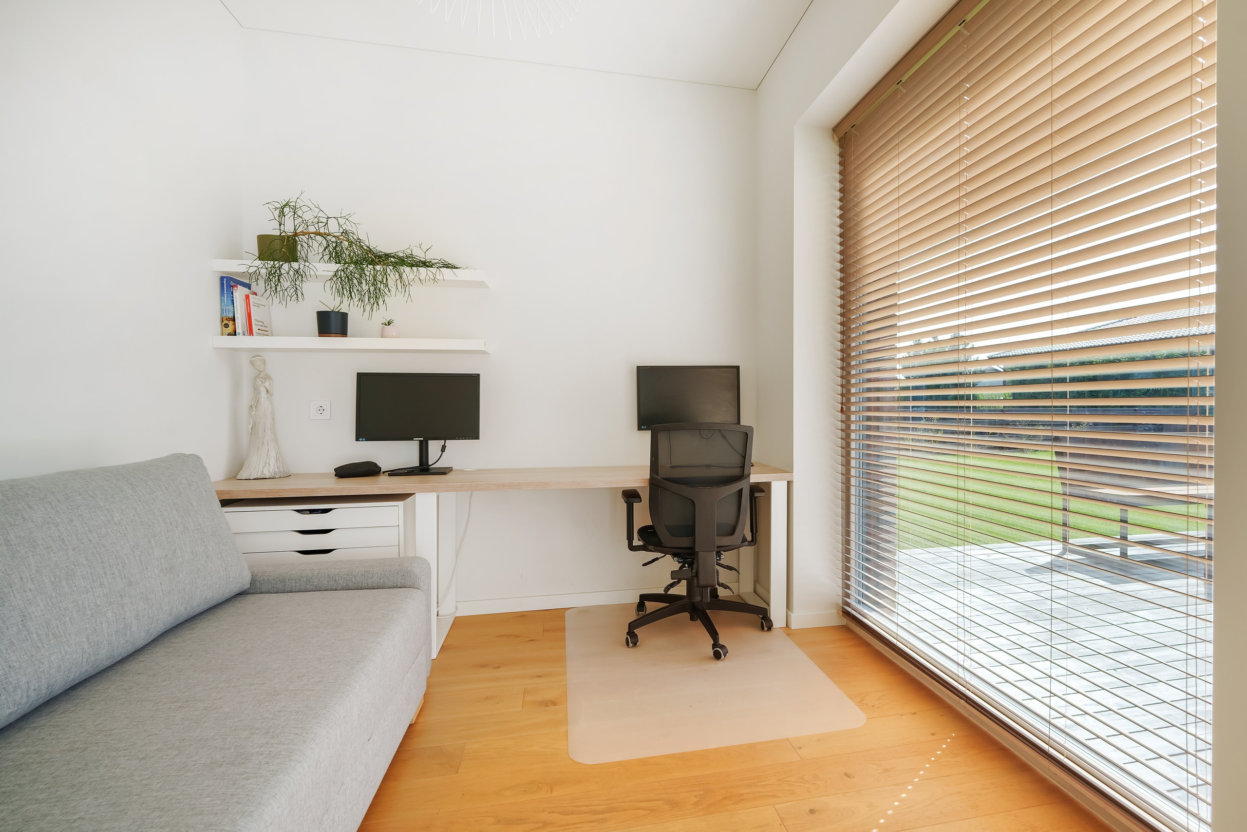 Riešė, namas. Elina Sapiega fotografė Vilniuje