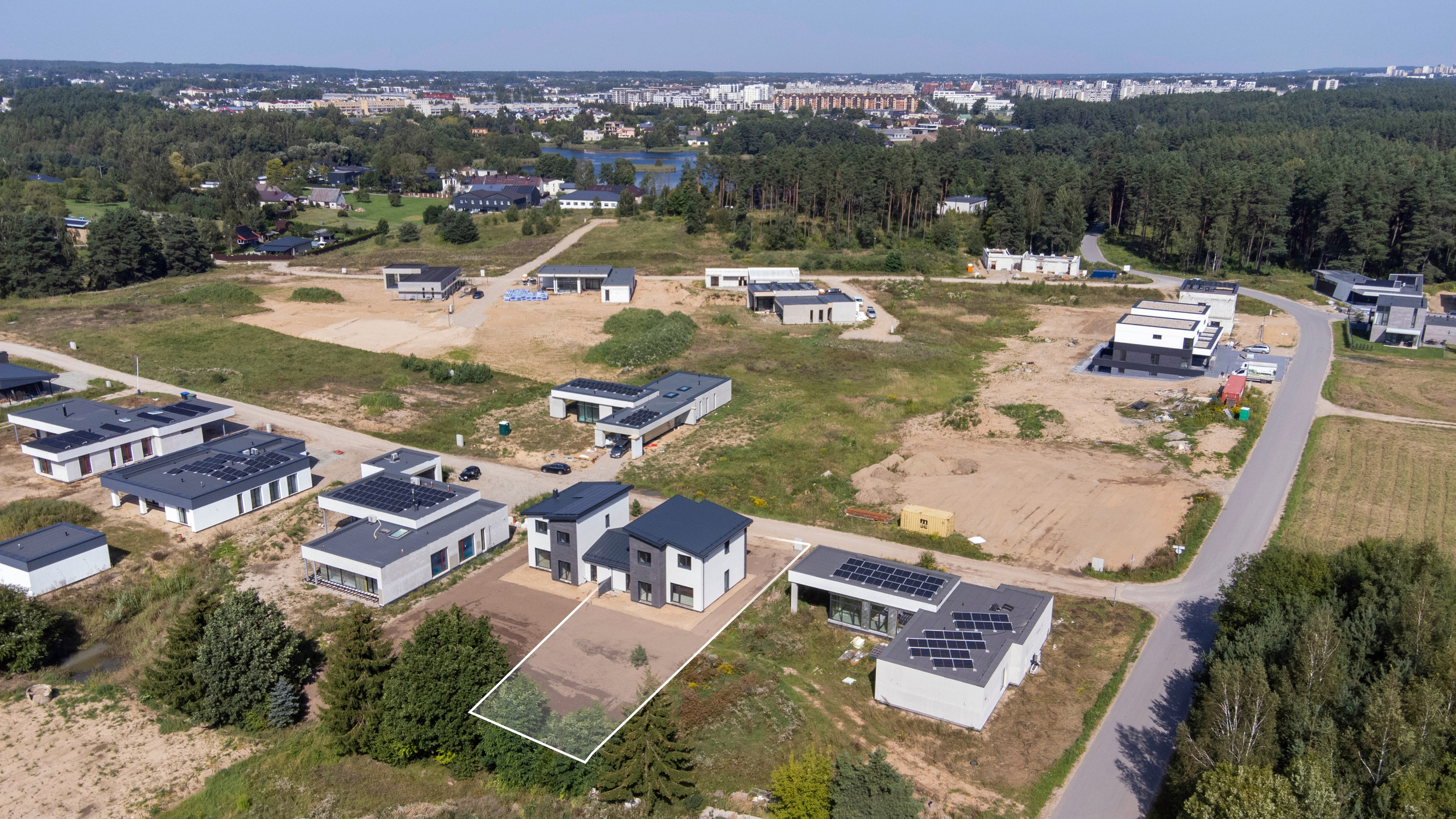 Debesų g. 4, Salotė. Elina Sapiega fotografė Vilniuje