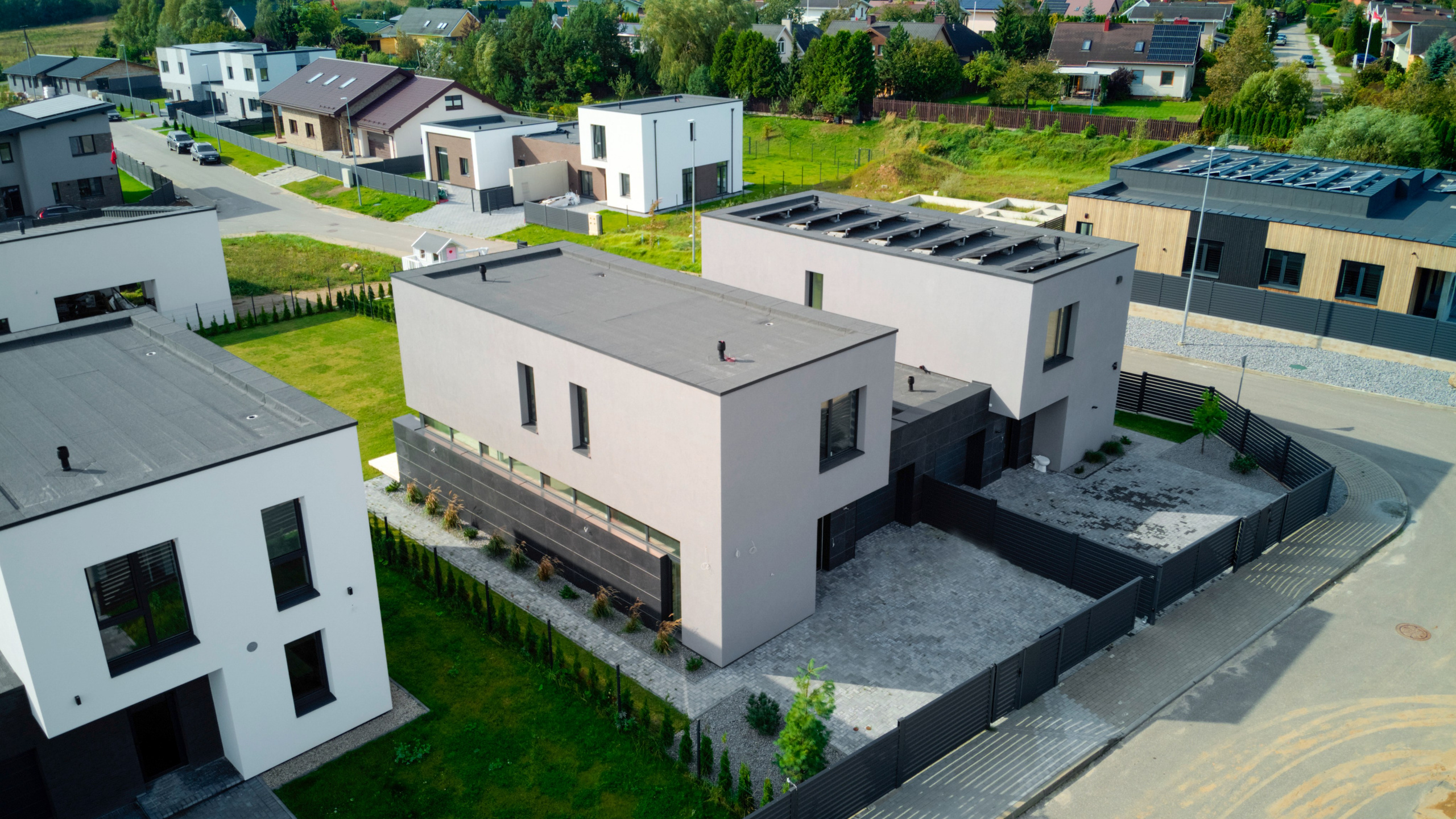 Panoramos g. 9, Bendoriai. Elina Sapiega fotografė Vilniuje