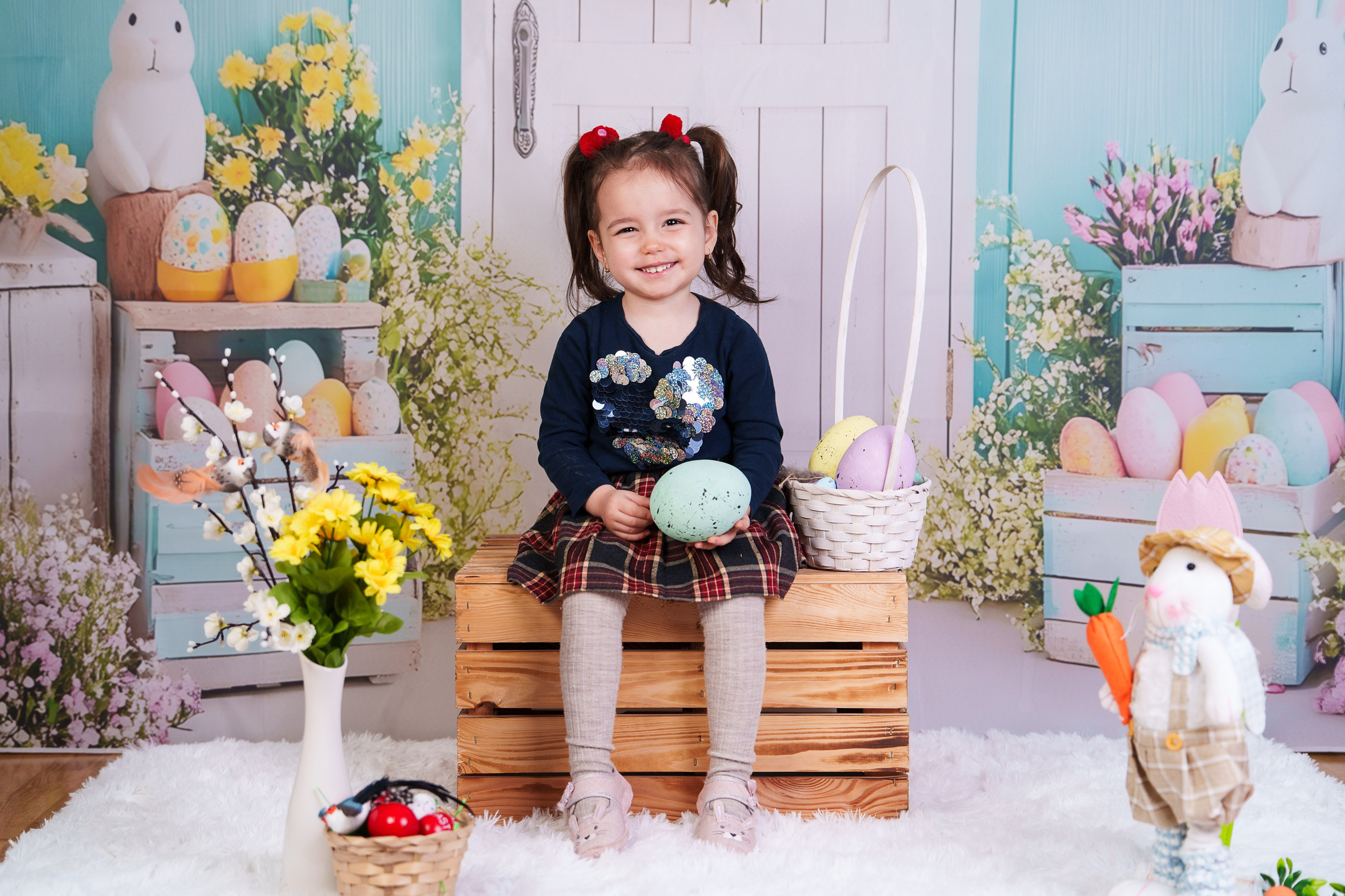 Sedinta foto Paste - Gradinita Miniterra. Liviu Andrei - Fotograf