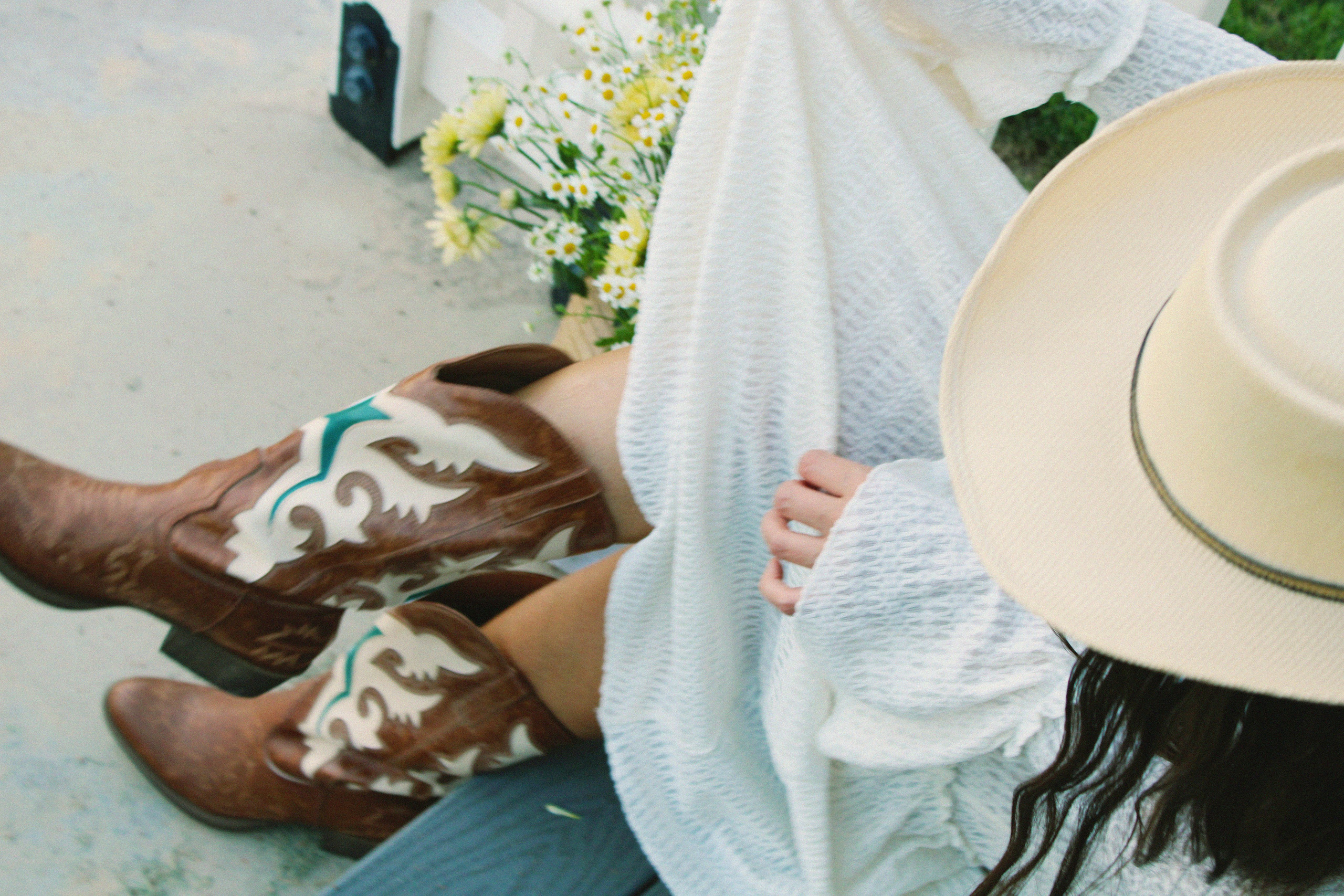 Texas Countryside Family Photoshoot in Cowboy Style. Lana Petrychenko — Portrait & Family Photographer. Valencia, Spain