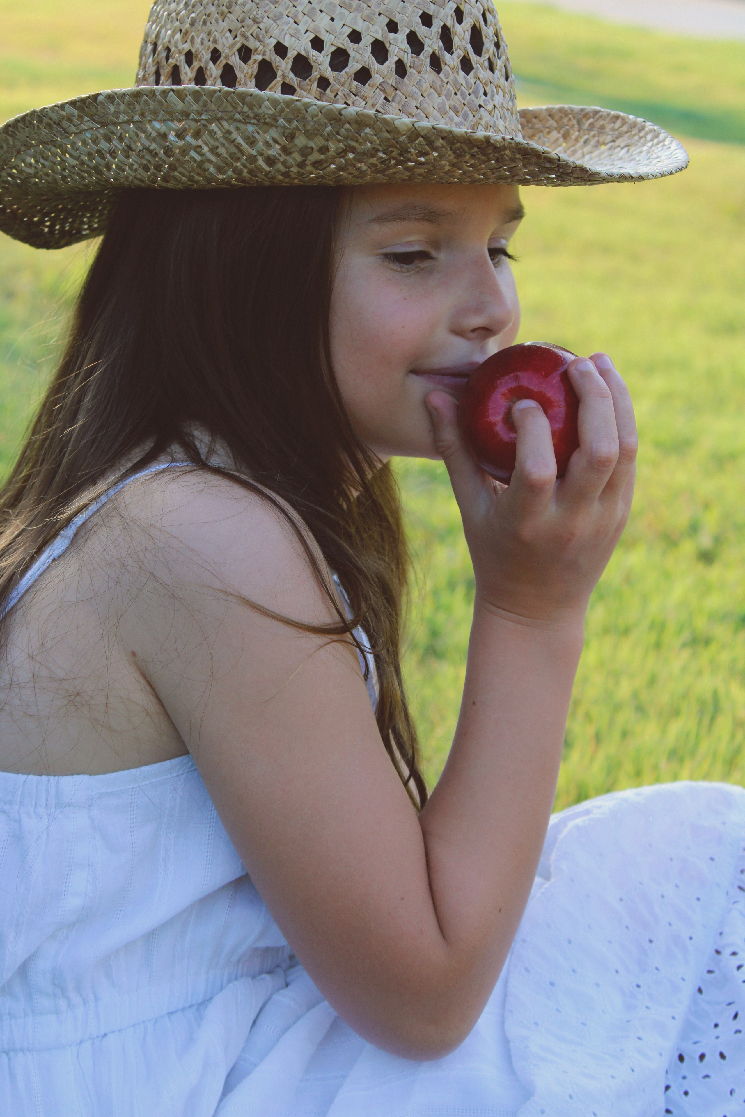 Texas Countryside Family Photoshoot in Cowboy Style. Lana Petrychenko — Portrait & Family Photographer. Valencia, Spain