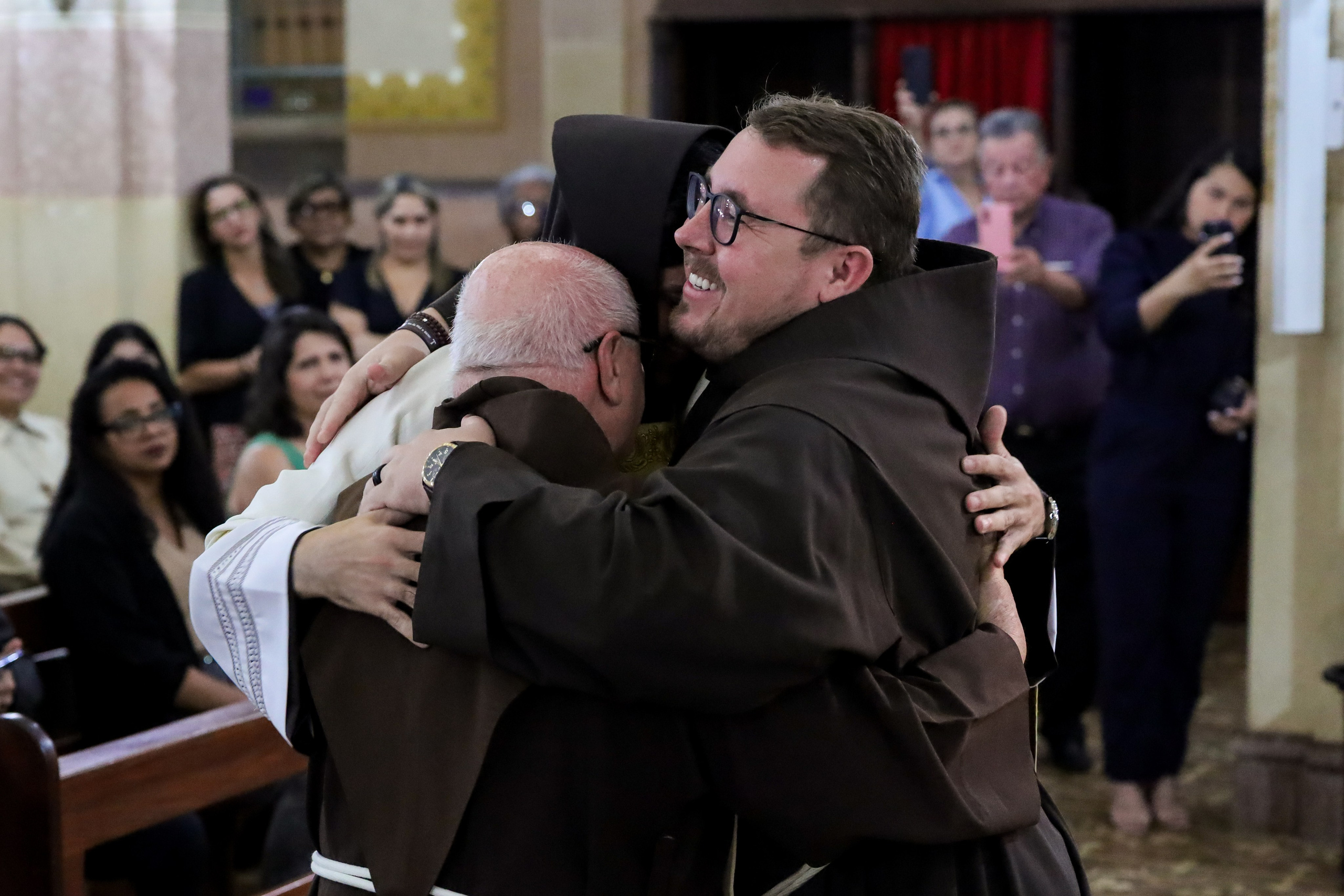 Ordenação Sacerdotal. Fotógrafo de momentos Sagrados
