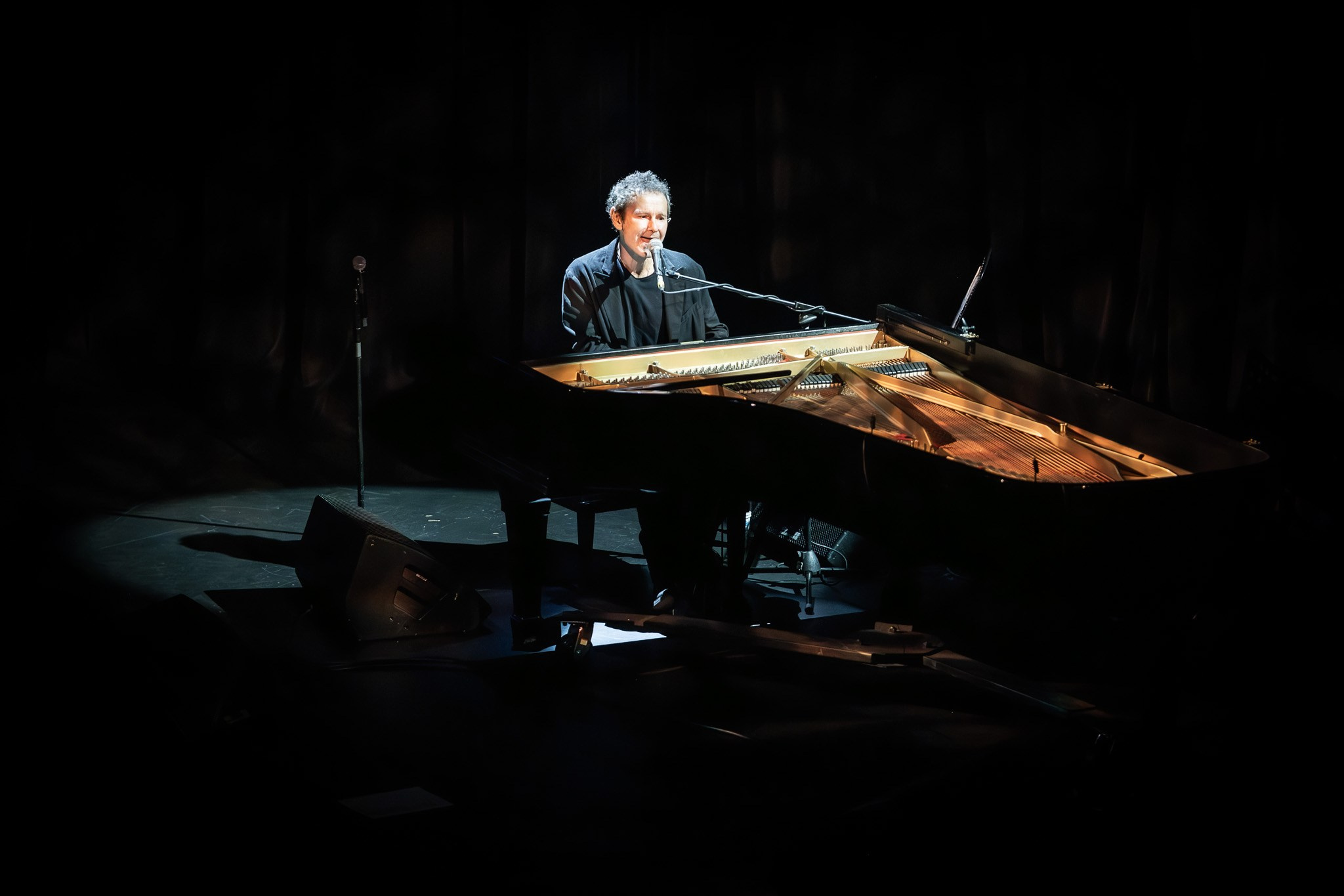 SLAVA VAKARCHUK / LOS ANGELES / 2025. Reportage concert portrait photography in the San Francisco Bay Area