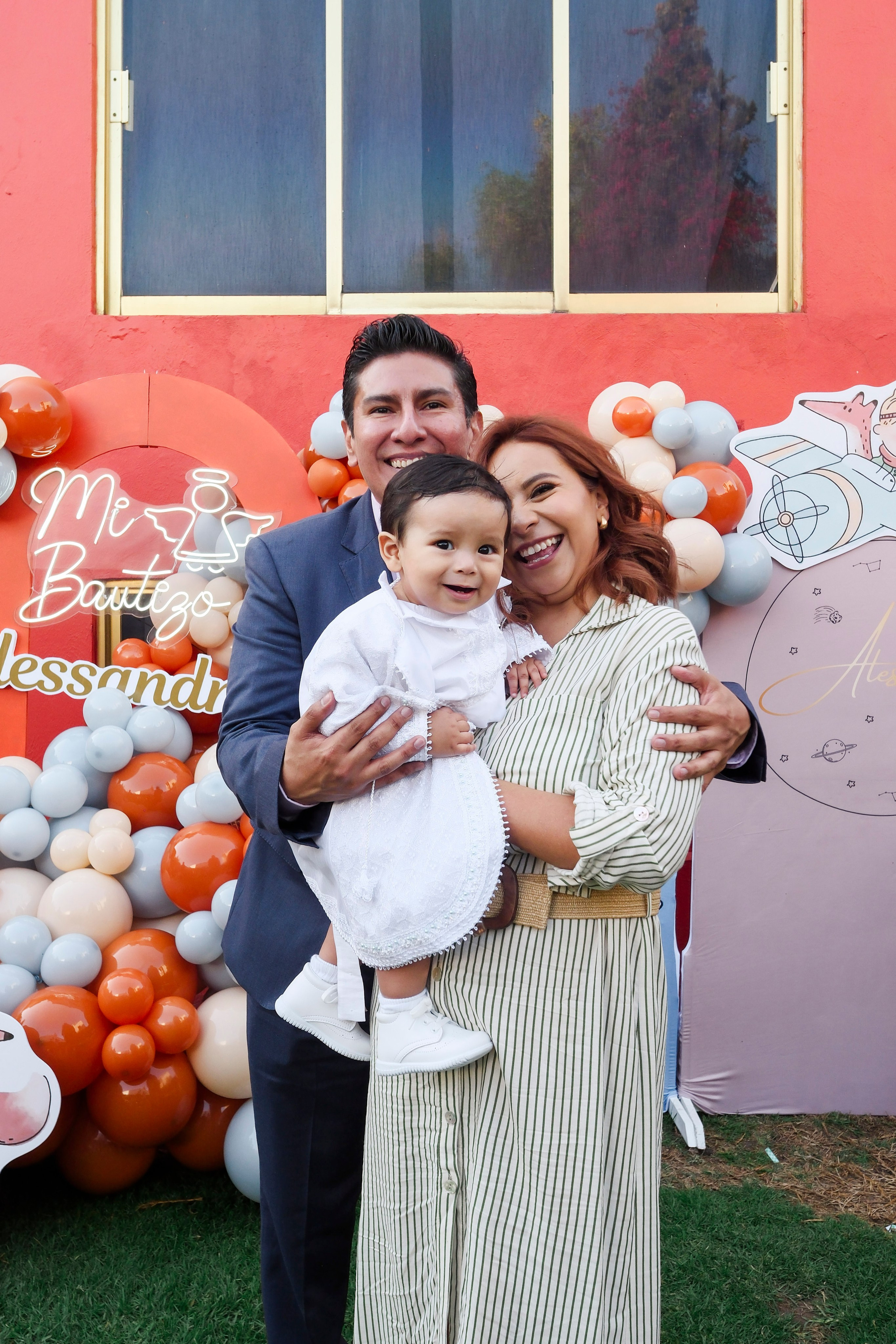 Bautizo Alessandro. Wedding and family photographer in Mexico City