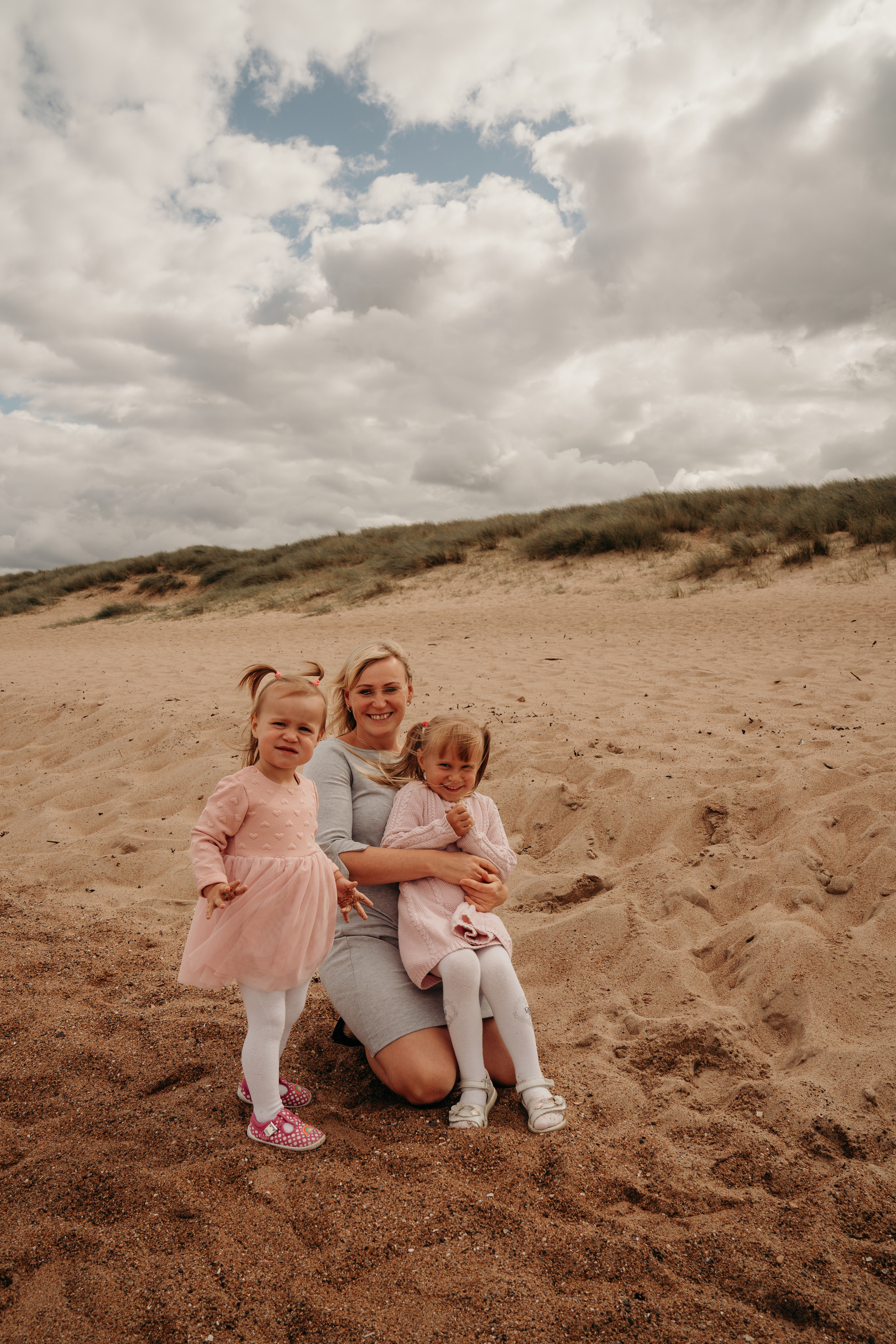Coastal Family photography. Newcastle Upon Tyne Photographer Yana Balatskaya