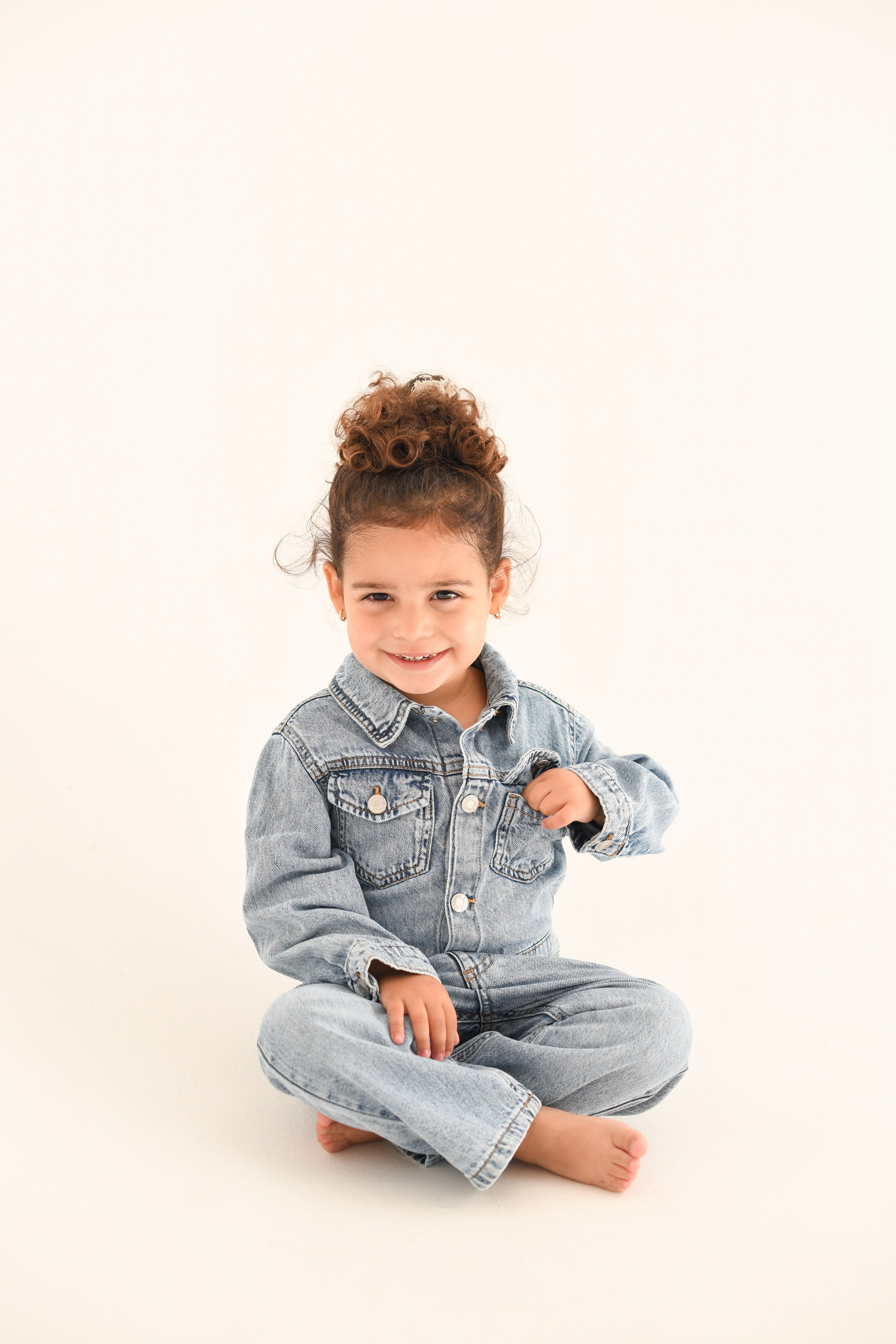 Eliya's family. צלמת ולדה