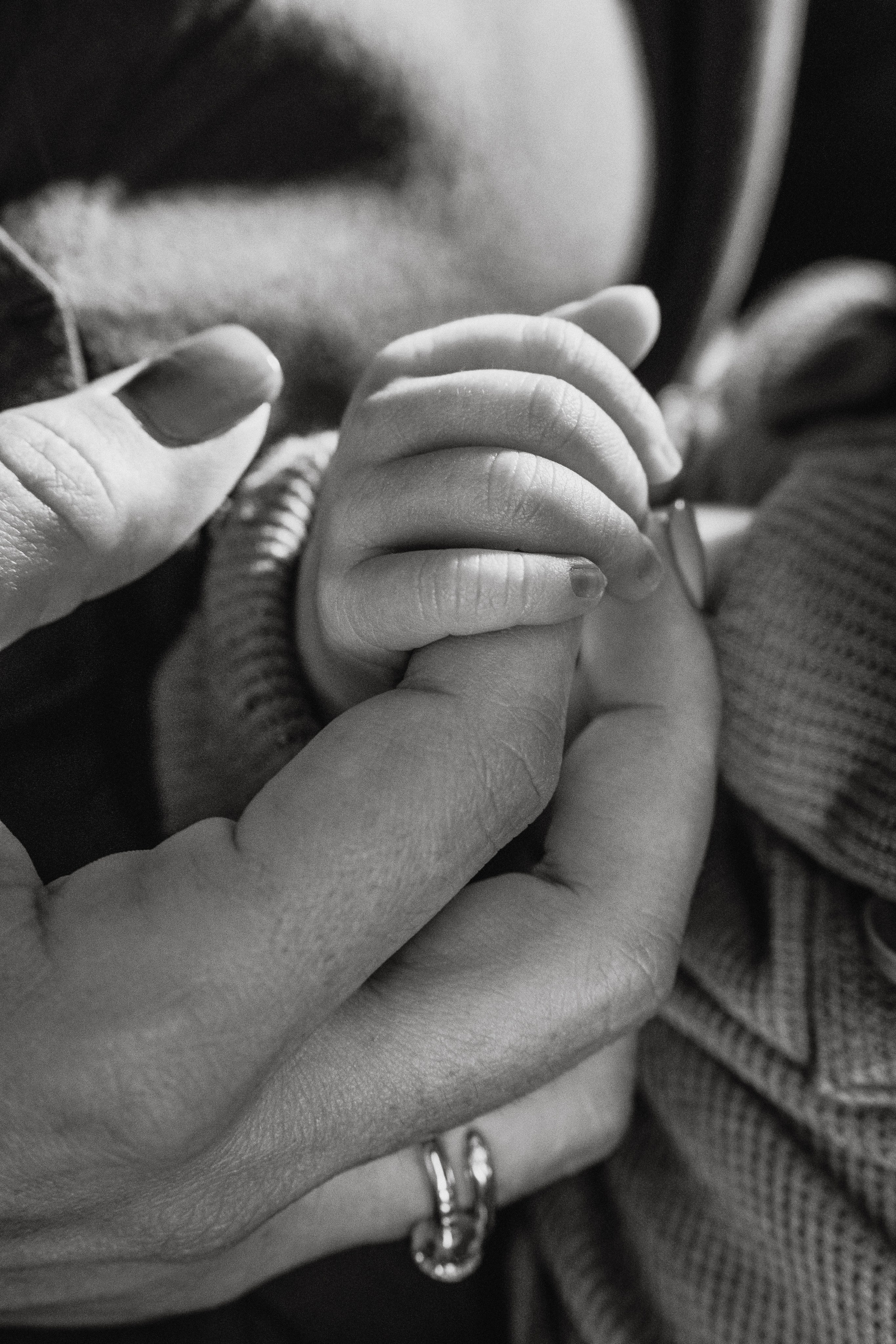 Newborn & Dad Photography – Capturing Precious Father-Baby Bonding. Alisa Tant — Family and newborn photographer Bucks County, Montgomery county, Philadelphia, NJ