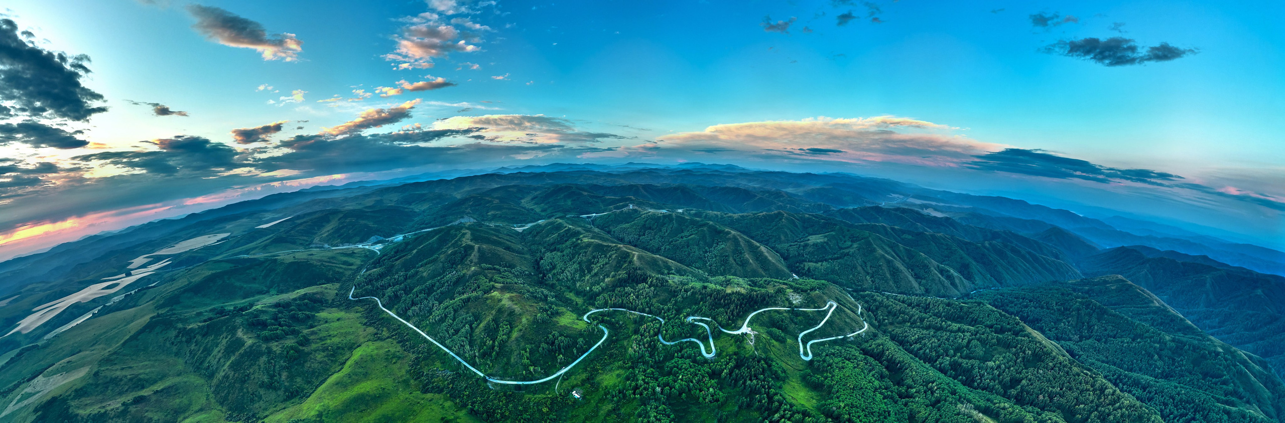 Dziki Kazachstan. Andriej Szypilow — Photography & Videography