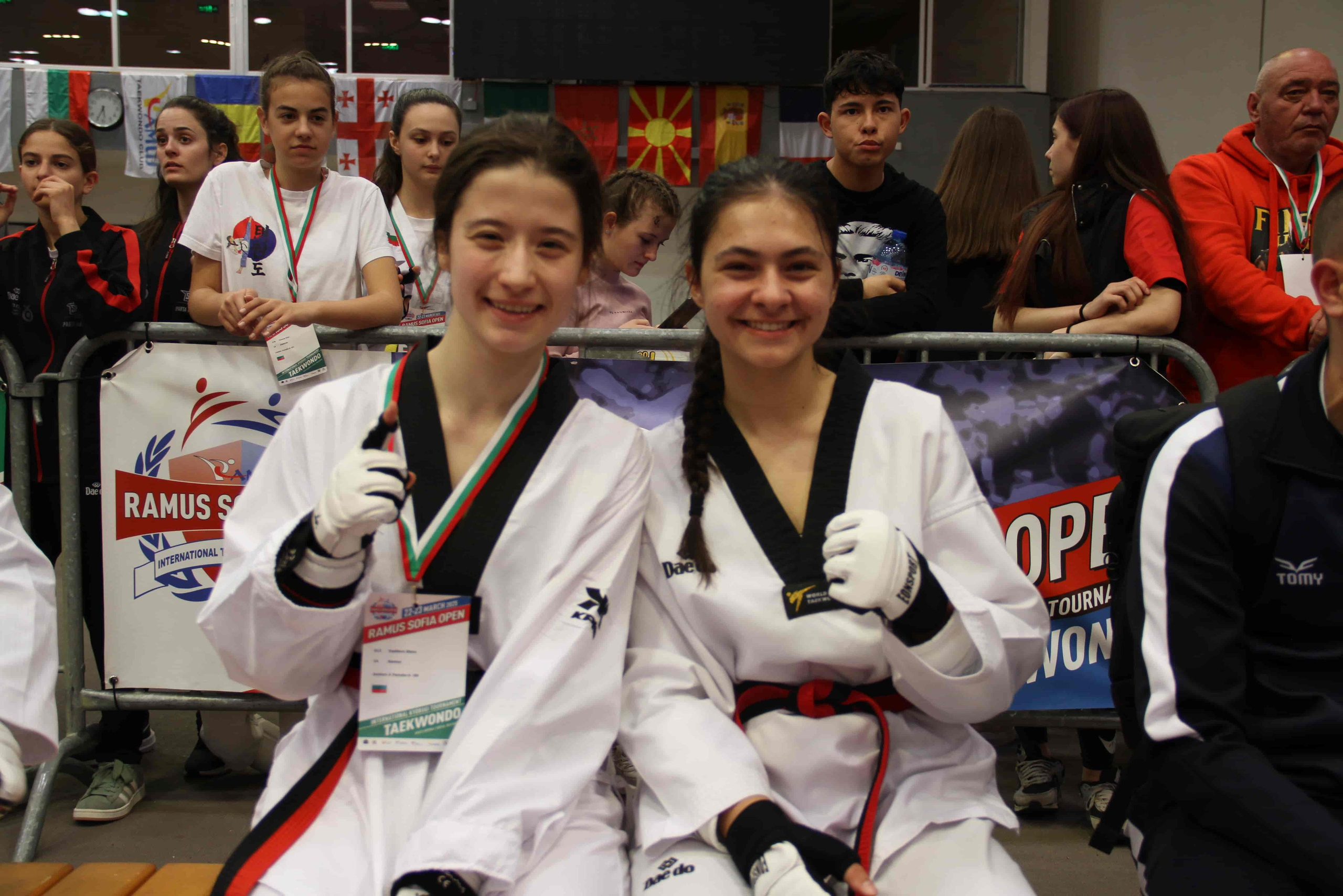 PhotoAdrenaline.com - BACKSTAGE фотография