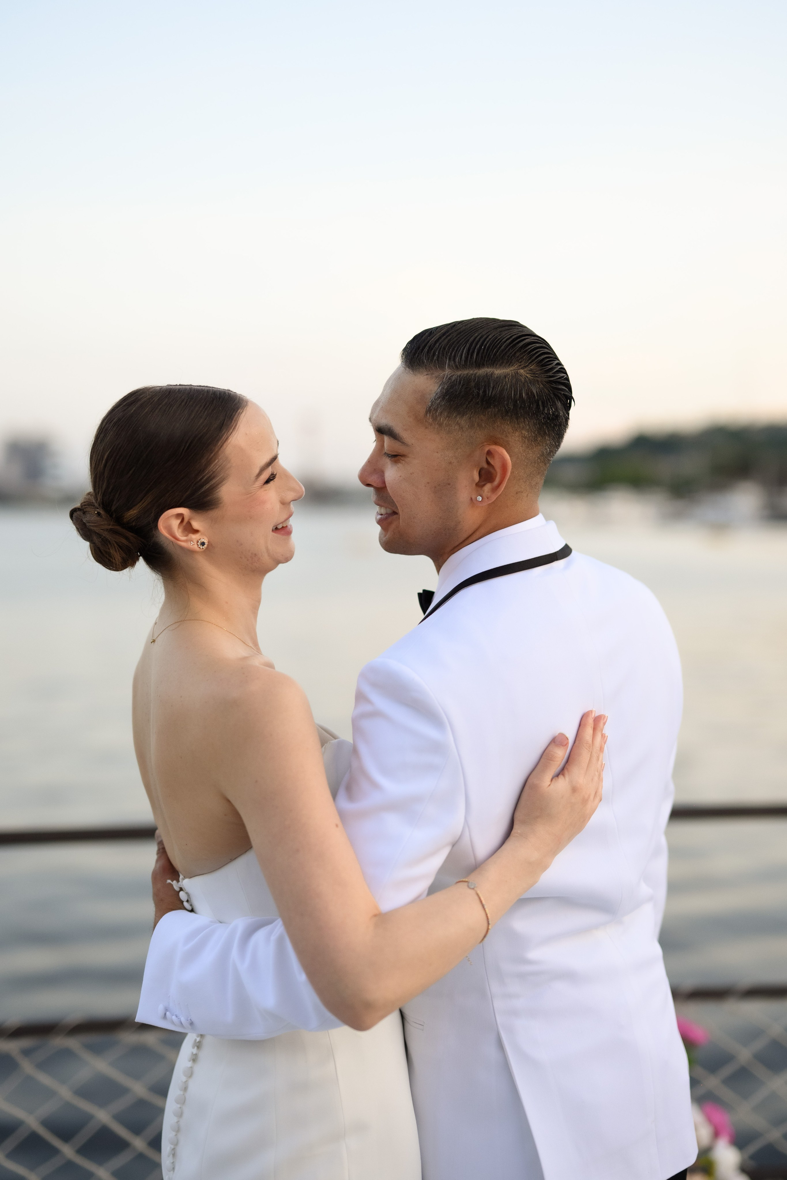 Kevin & Katie. Wedding & portrait photography in the Seattle Area. Helen Michelle photographer