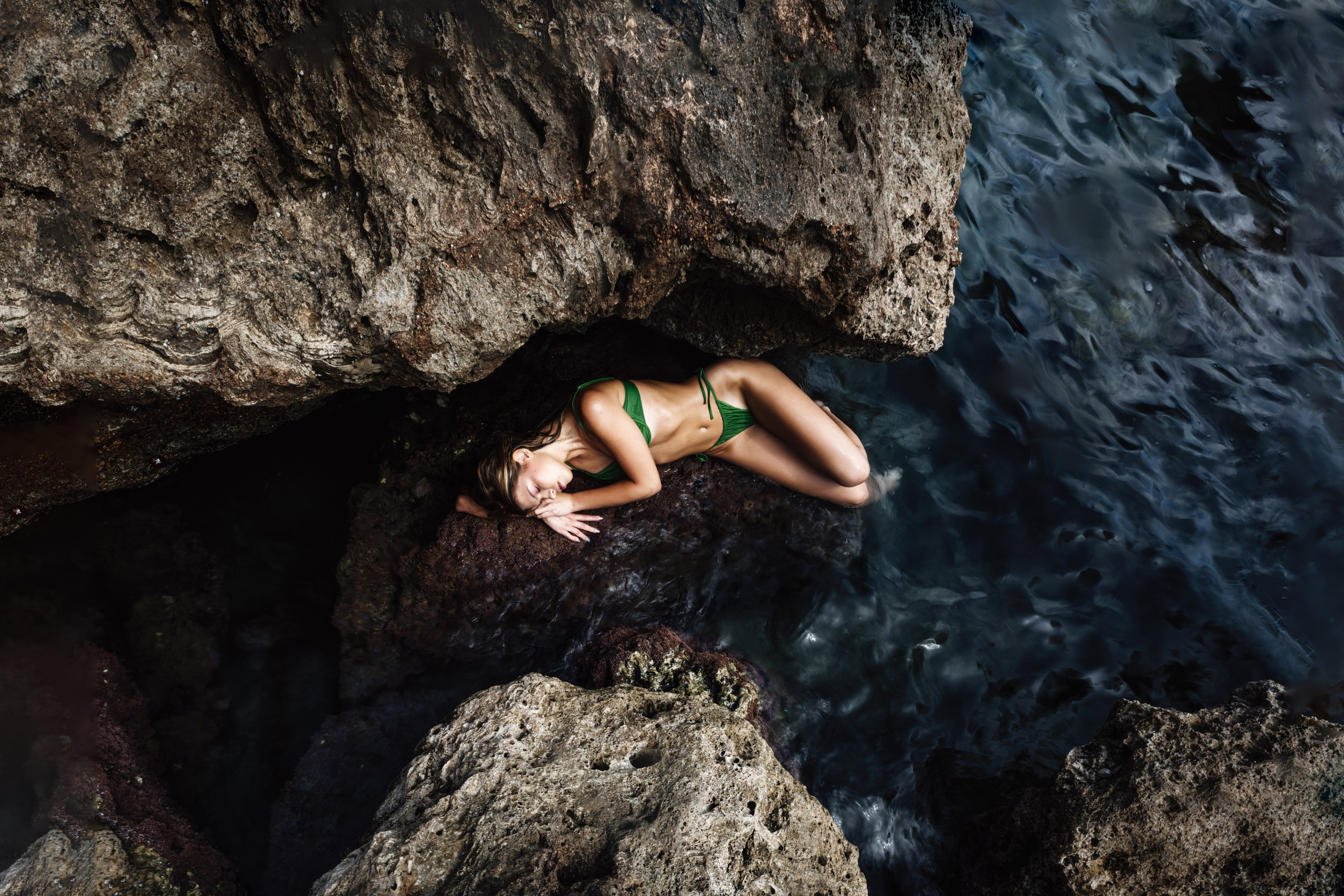 Пленер. Женский сексуальный фотограф в Анталии, Турции Надин Оздемир