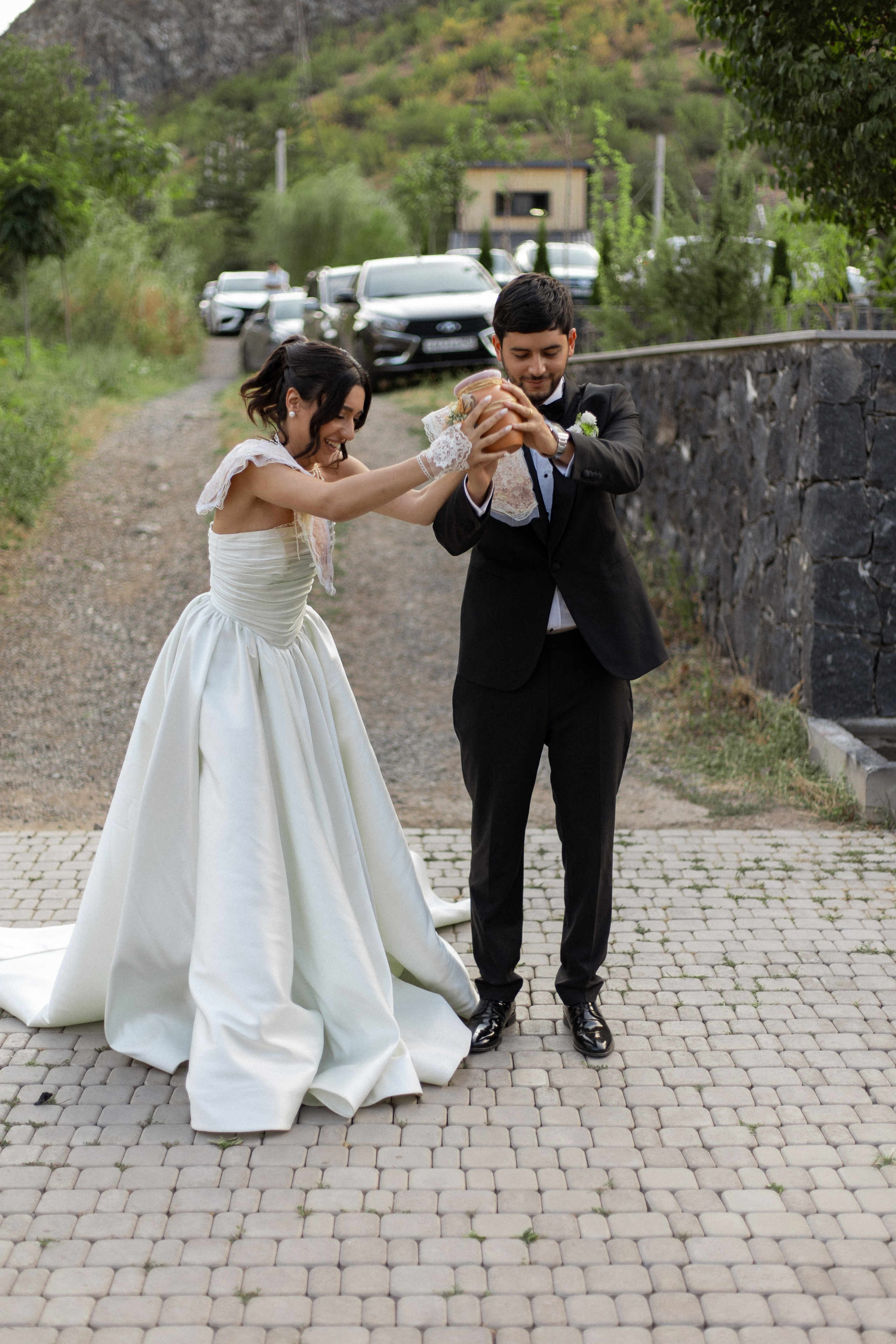 Arman and Lilit Wedding. Recnac | Wedding Photographer Yerevan