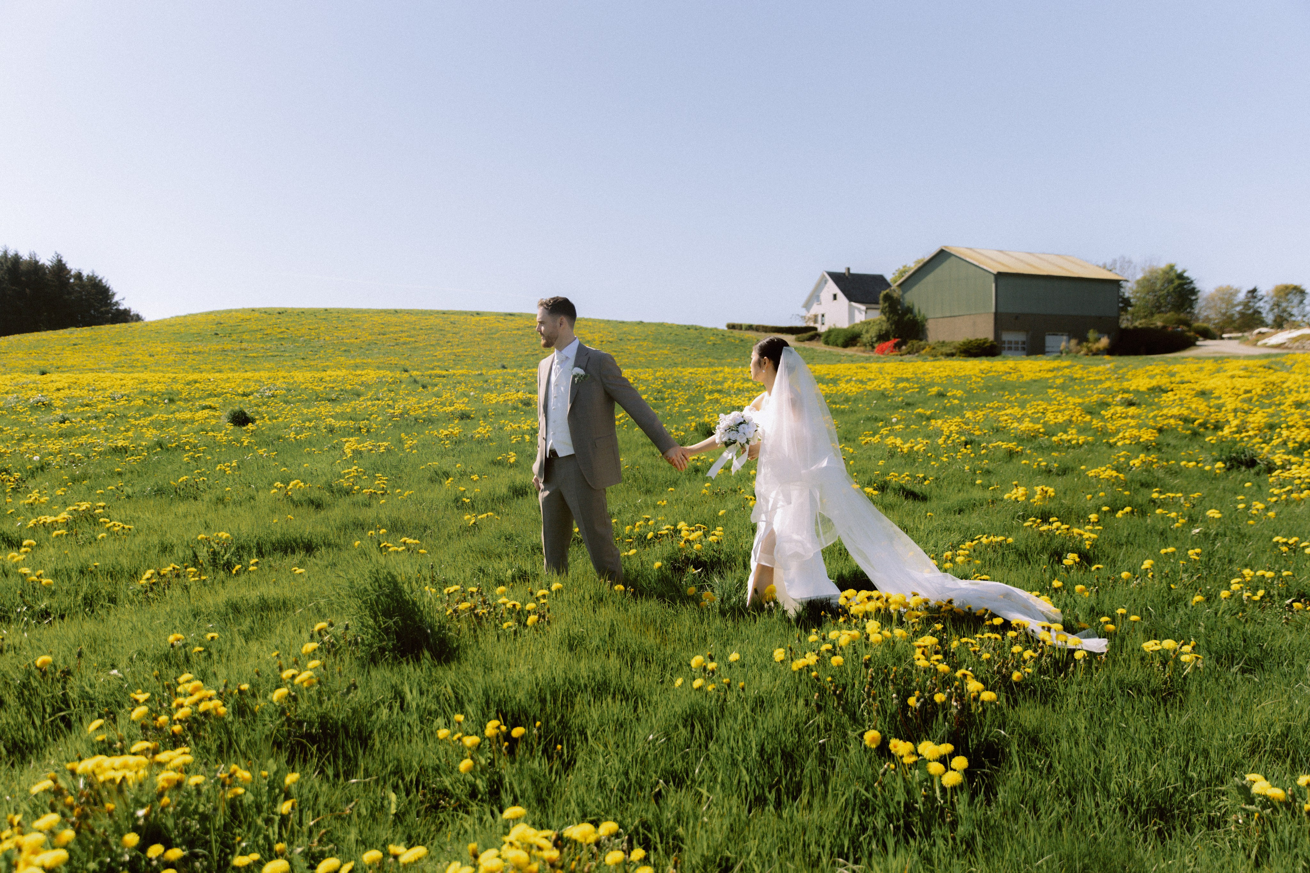 The two of us. Warm family & Wedding stories