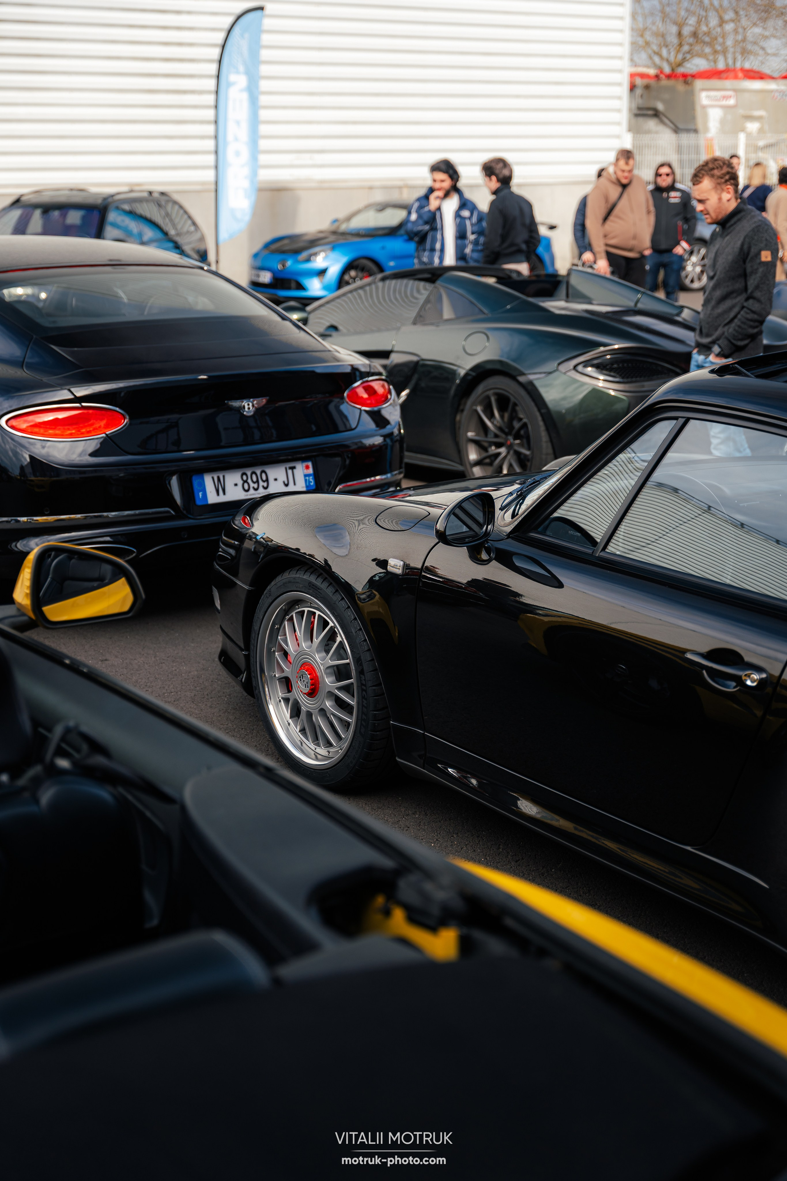 Cars and Coffee 9 mars — BEMA. Photographe de voitures à Paris — Vitalii Motruk