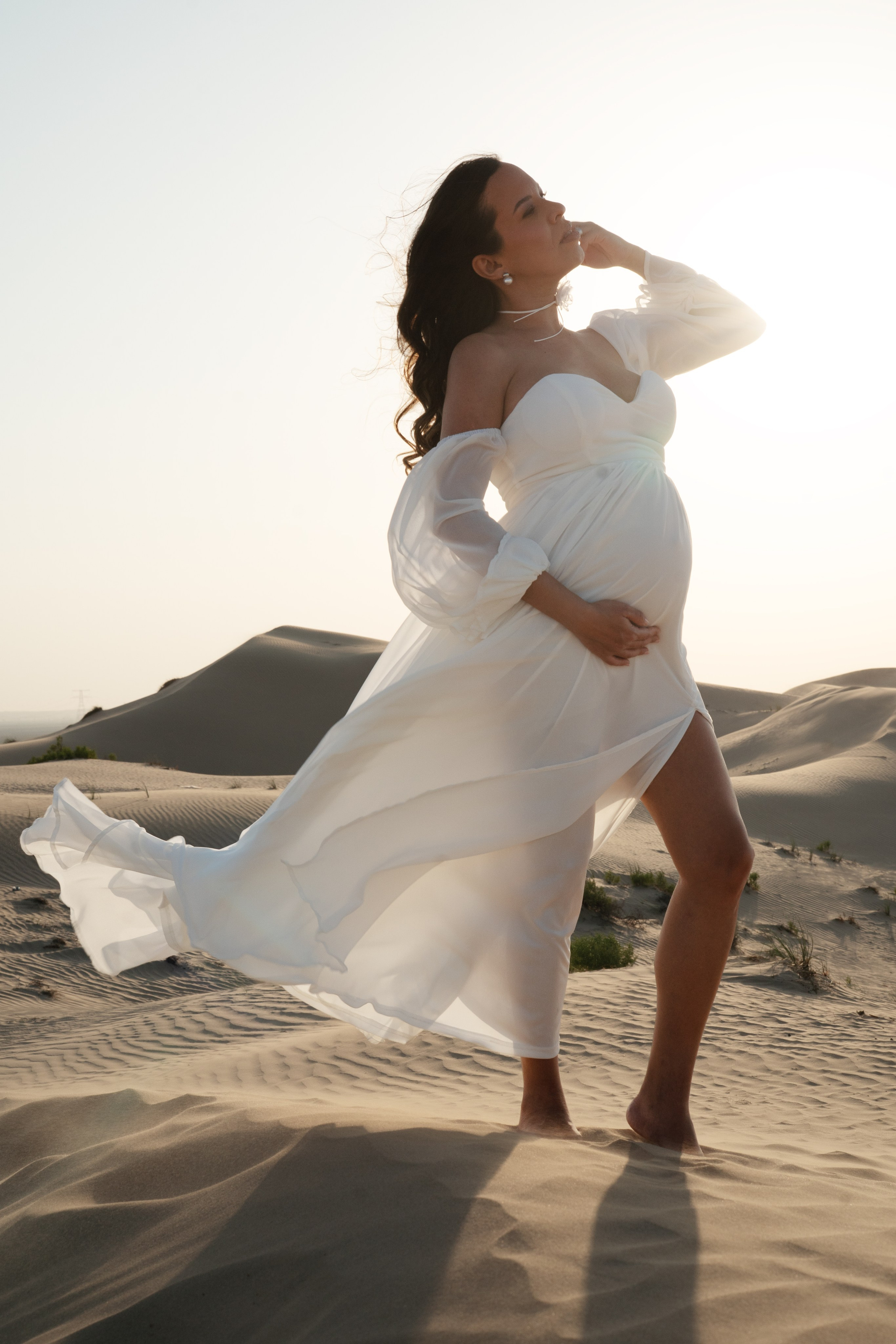 Desert Photoshoot in Abu Dhabi — Magic of Light, Wind & Emotion. Mariia Safronova is your photographer in Abu Dhabi and Dubai