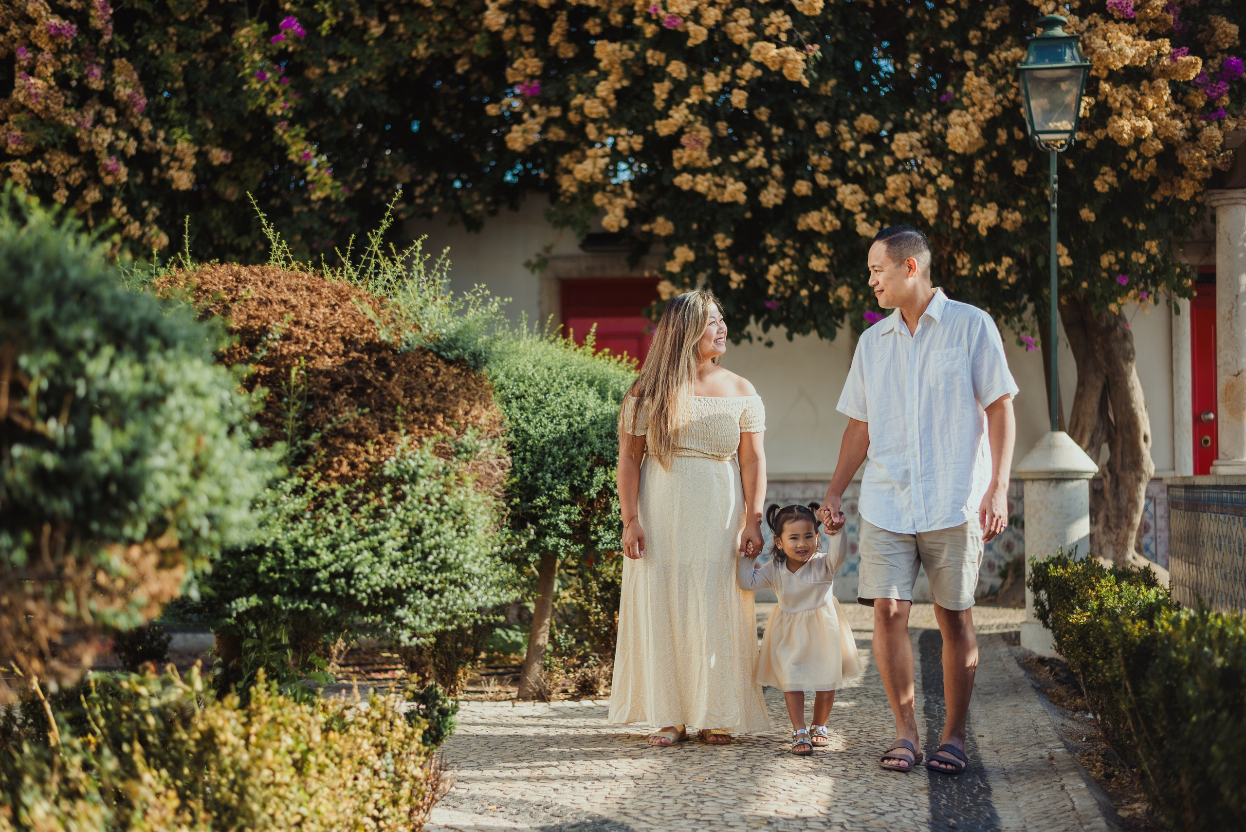 Joy and Family. Lifestyle, wedding and family photographer