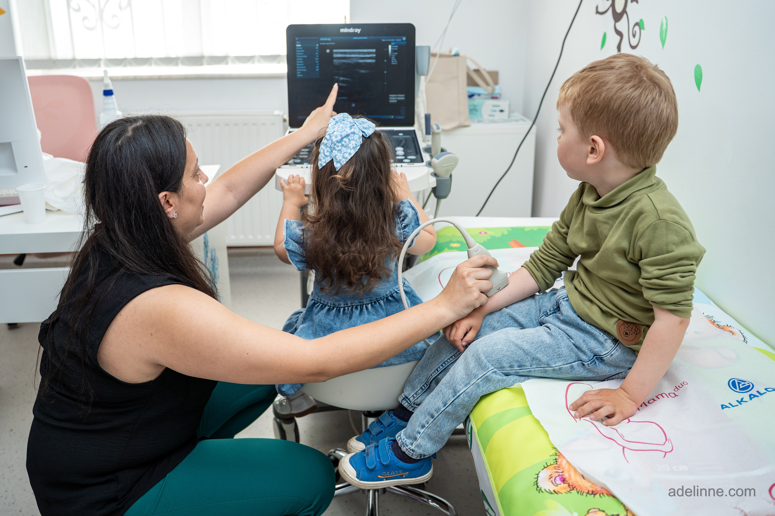 Clinica MediLuna — Purple Art “Atelier de Ziua Copilului” 2025. Adelinne