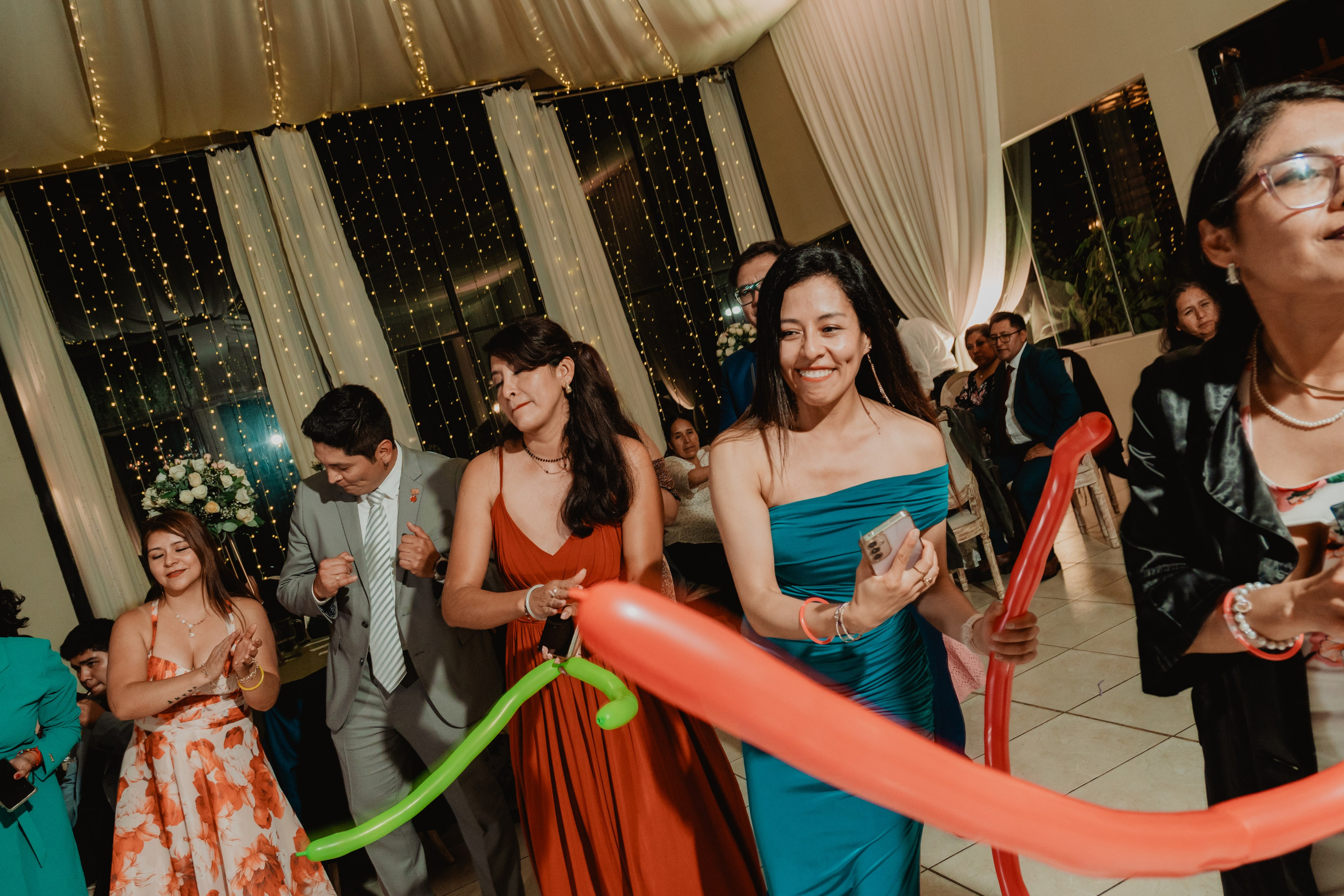 FERNANDO + MARIBEL | BODA RELIGIOSA. Studio KVTA | Fotografía y Video de Bodas en Arequipa