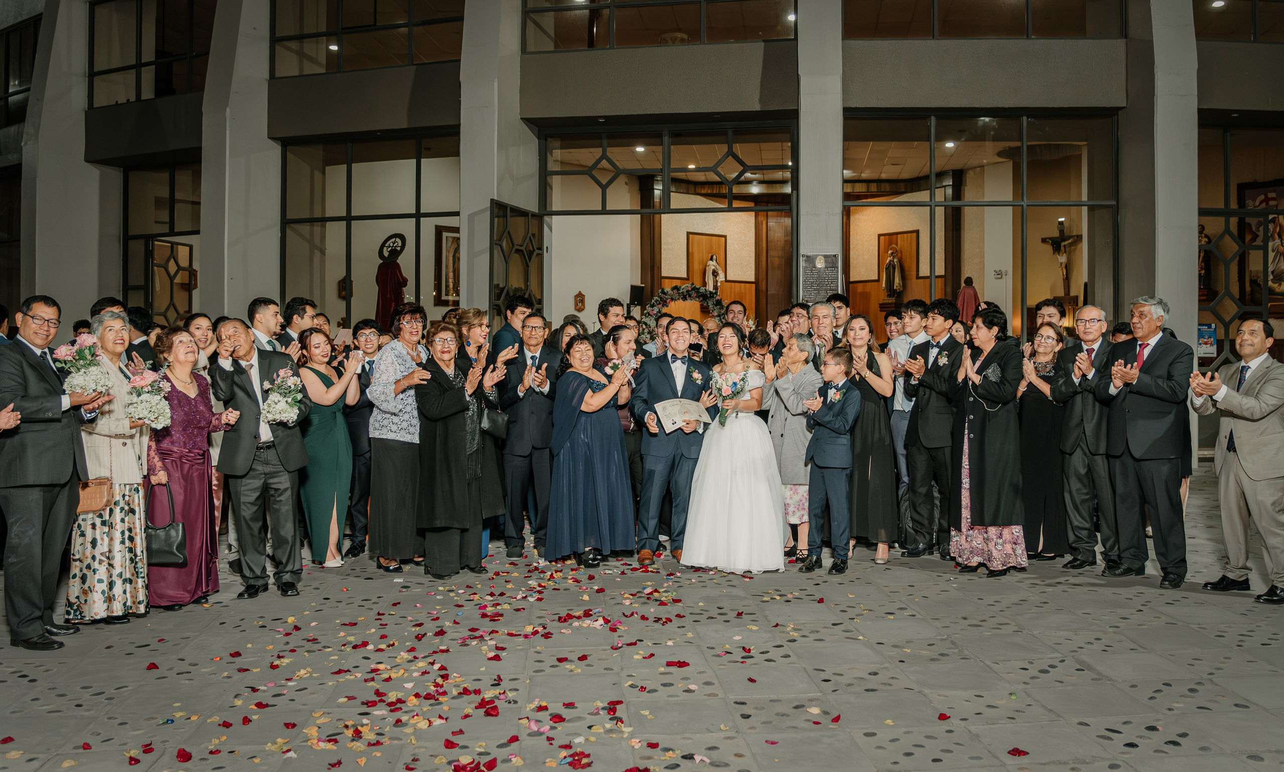 ALEJANDRA + RODRIGO BODA RELIGIOSA. Studio KVTA | Fotografía y Video de Bodas en Arequipa