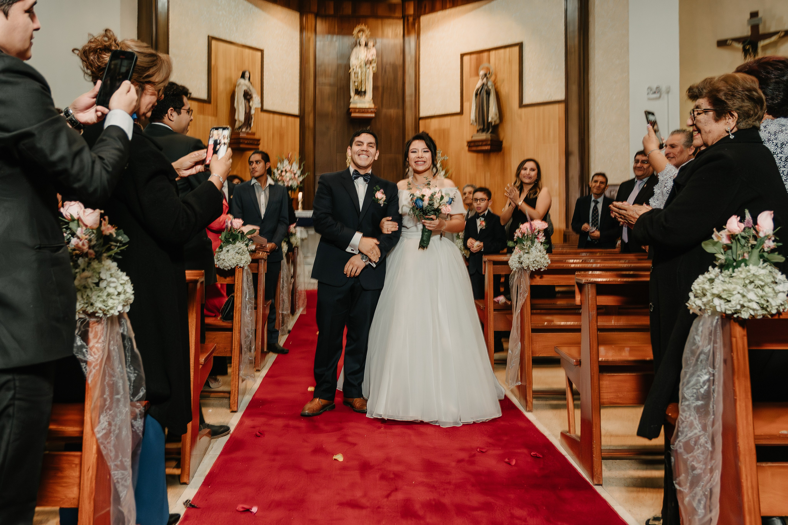 ALEJANDRA + RODRIGO BODA RELIGIOSA. Studio KVTA | Fotografía y Video de Bodas en Arequipa