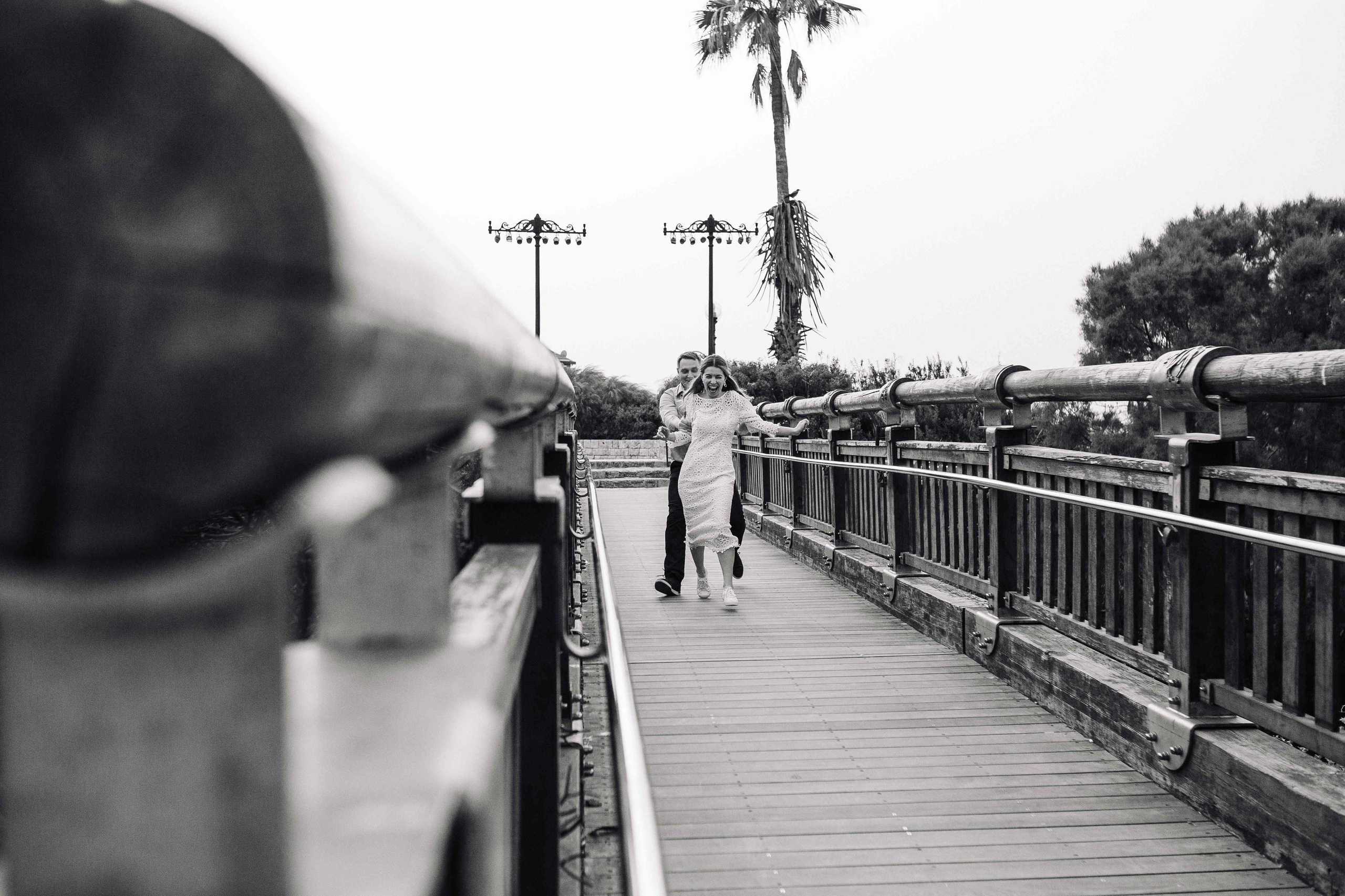 LOVERS IN JAFFO. PHOTOGRAPHER IN ISRAEL