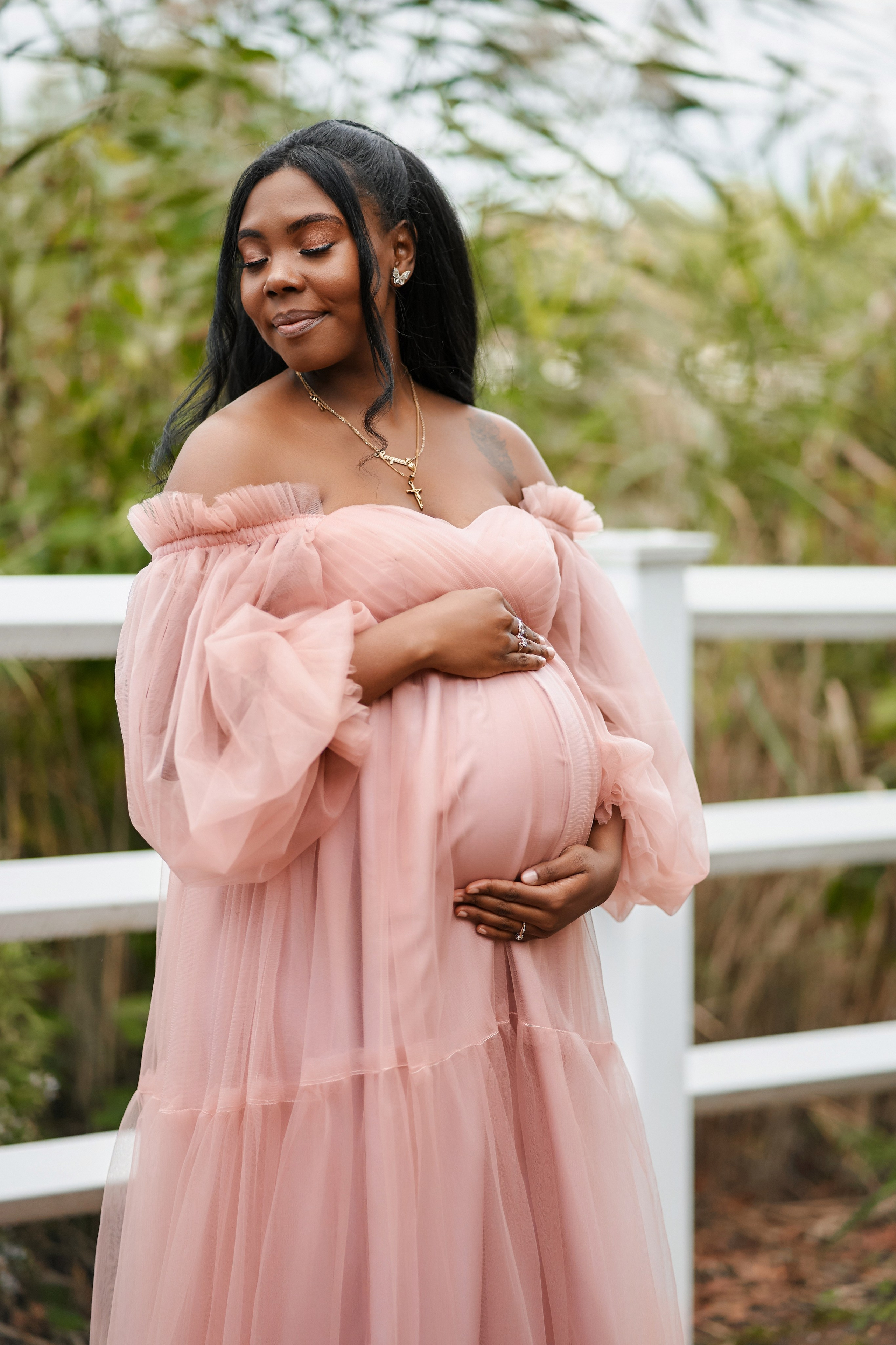 Maternity indoor and studio photoshoot. Professional Wedding and event photographer USA New York