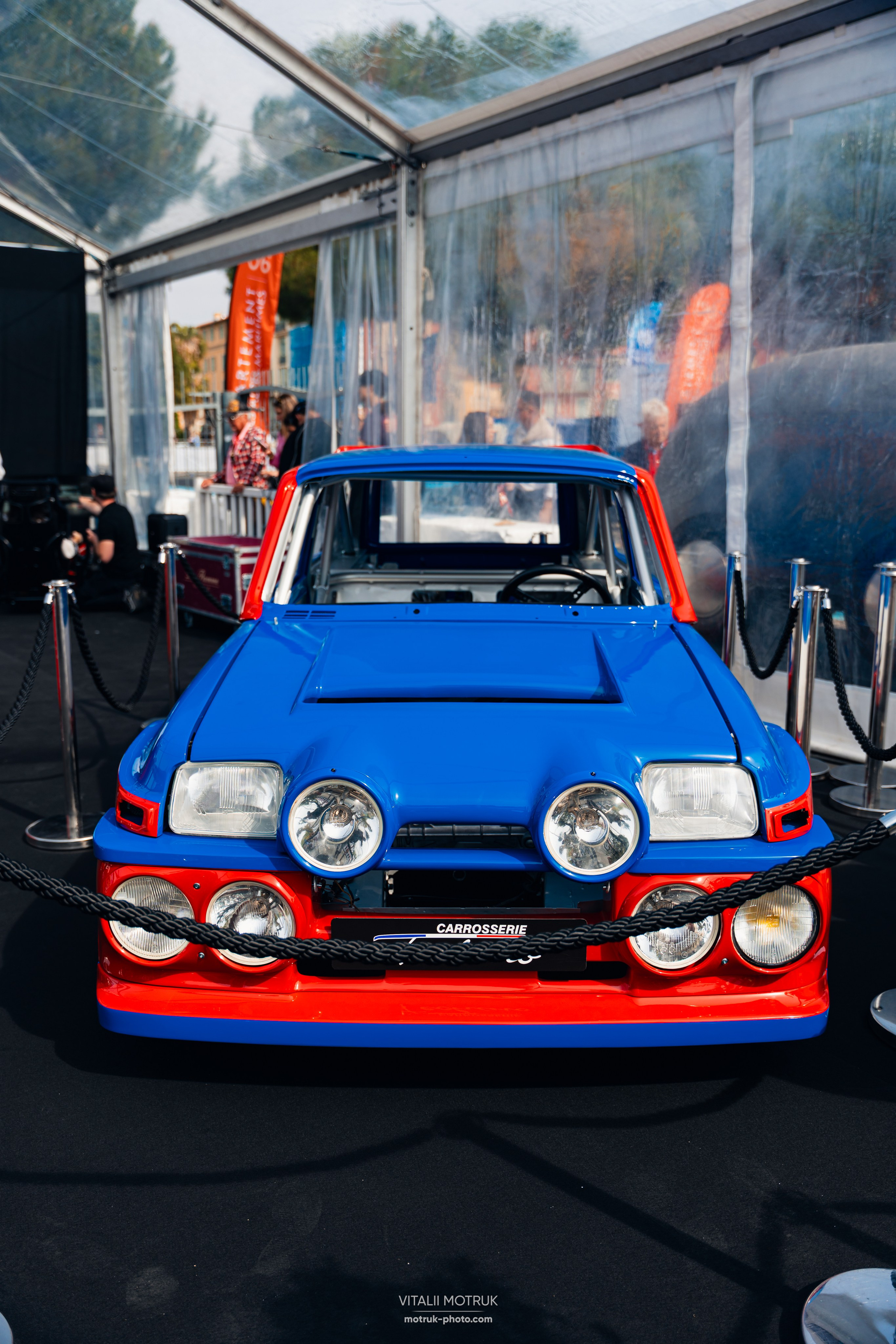 Legends de Nice. Photographe de voitures à Paris — Vitalii Motruk