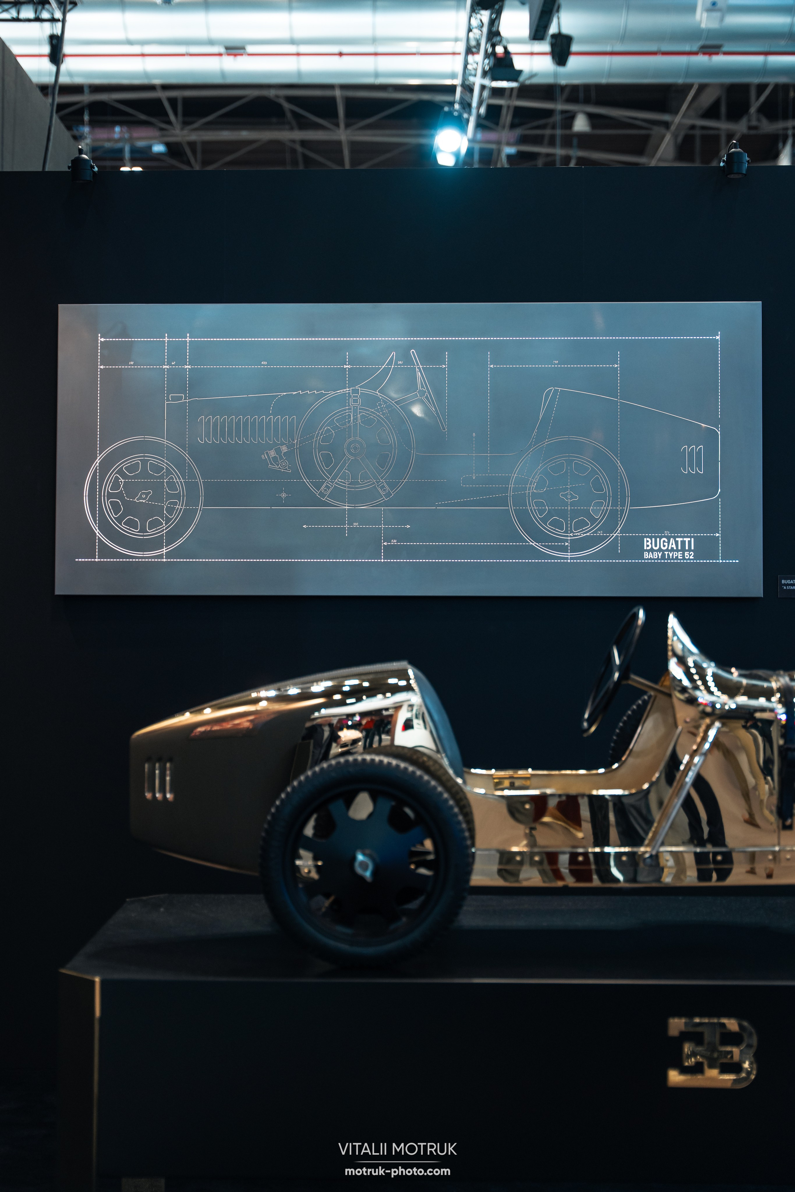 Retromobile 2025. Photographer in Paris — Vitalii Motruk